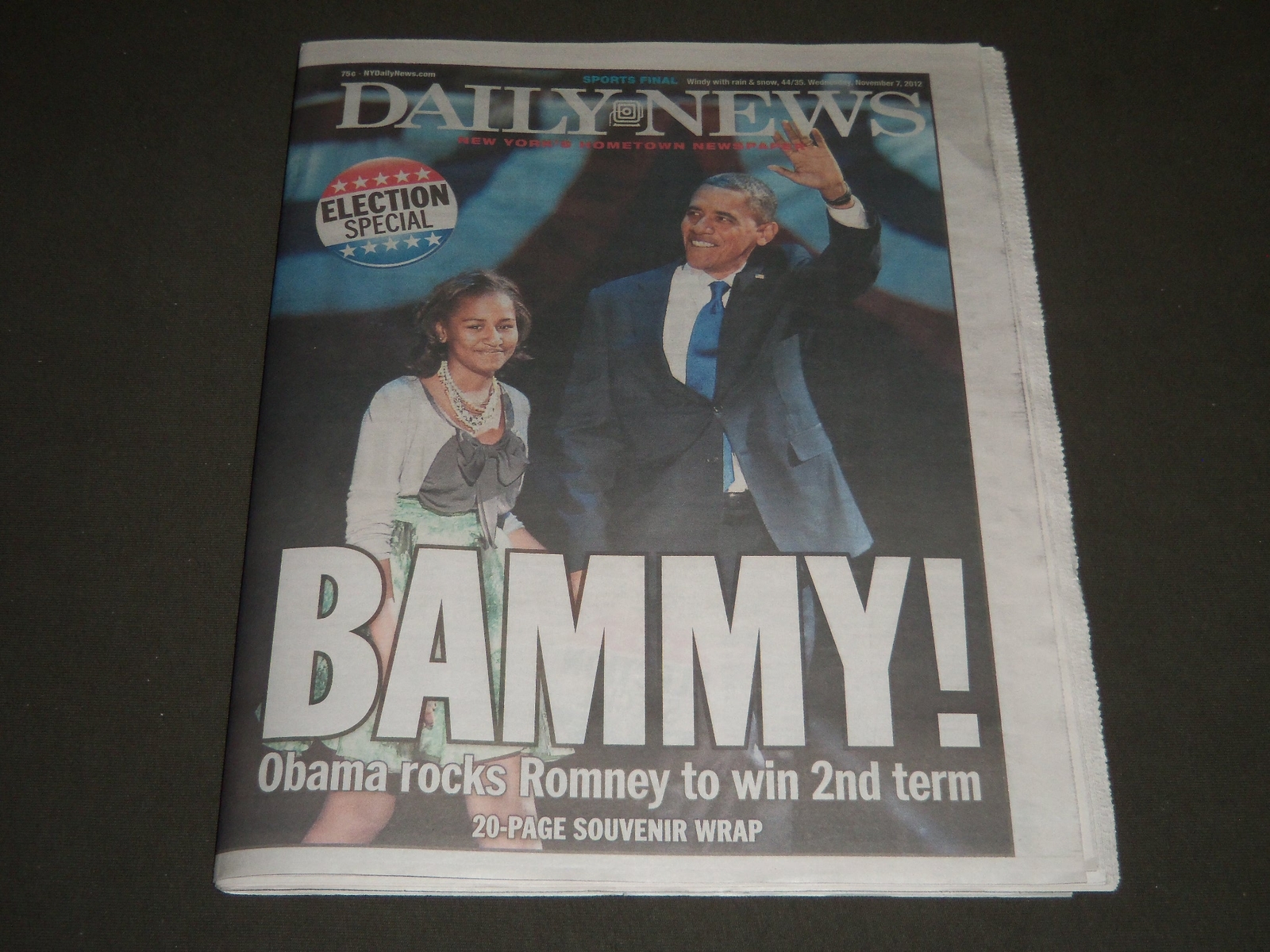 2012 NOVEMBER 7 NEW YORK DAILY NEWS NEWSPAPER - BAMMY - NP 2444