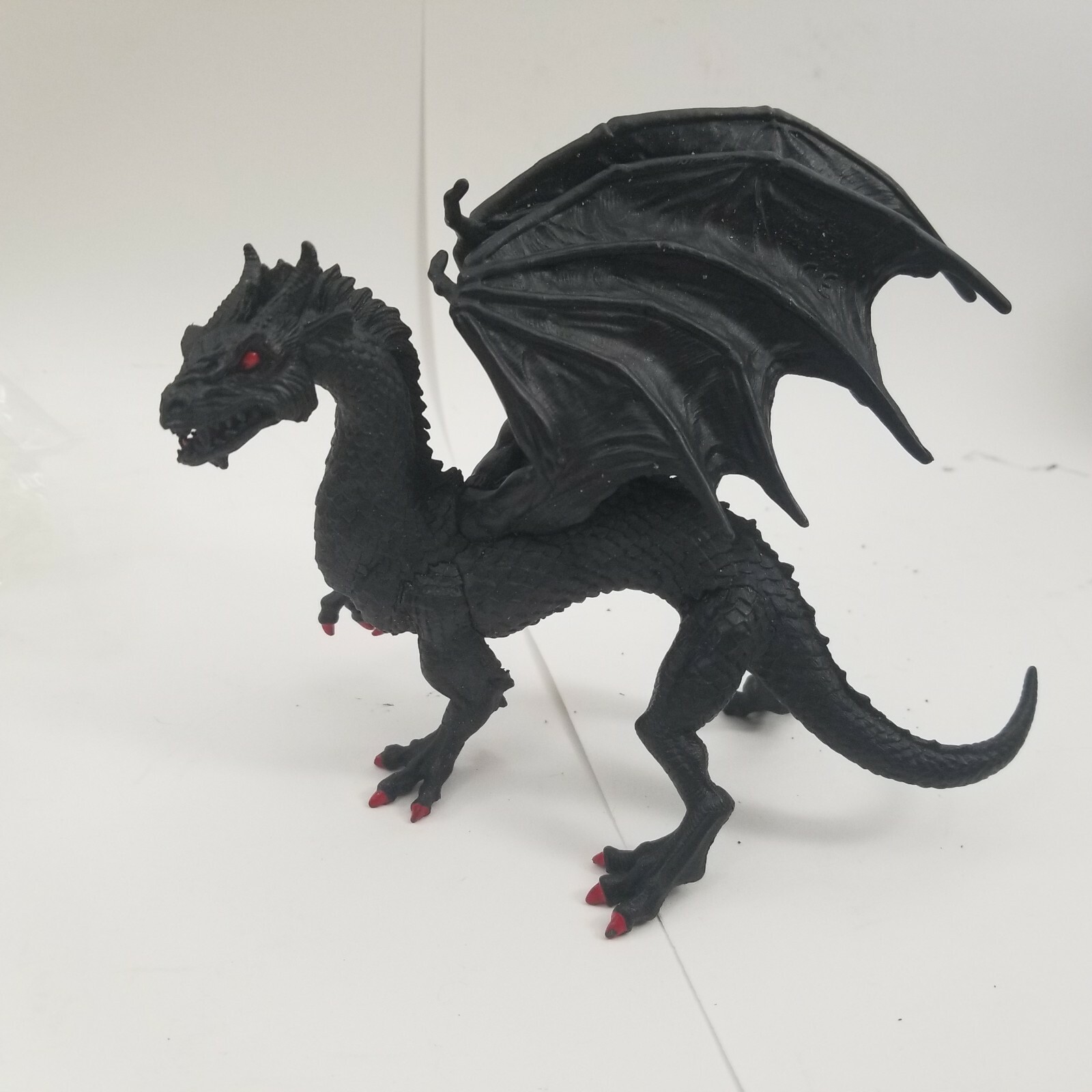 BLACK VINTAGE DRAGON FIGURE ANIMAL WITH WINGS 