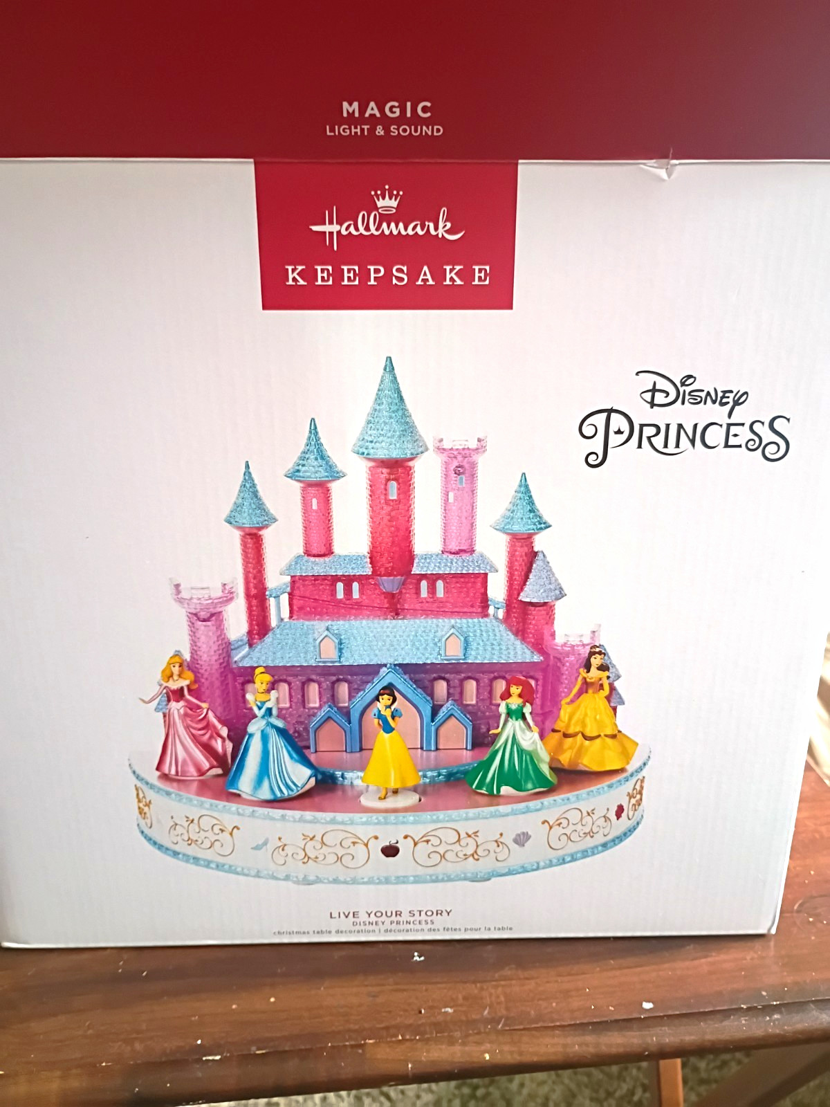 Hallmark Keepsake Magic Light & Sound Disney Princess Musical Light-Up Tabletop