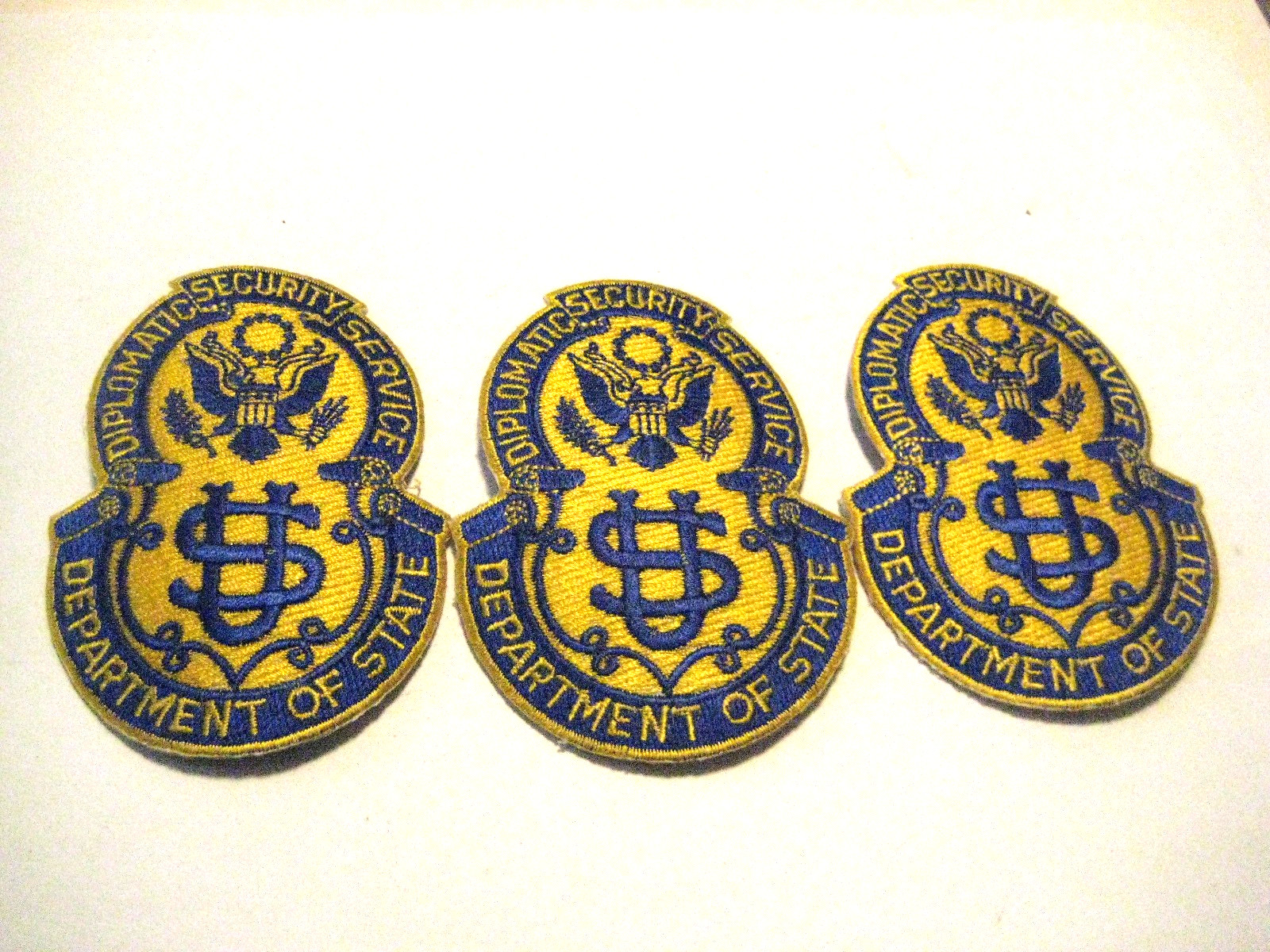 VINTAGE LOT OF RARE (OBSOLITE) US DIPLOMATIC SECURITY SERVICE PATCHES