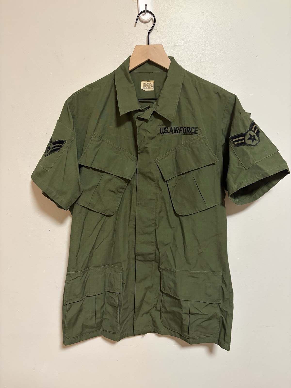 Vintage 1960s Vietnam Short Sleeve Slant Pocket OG-107 Air Force Jungle Jacket
