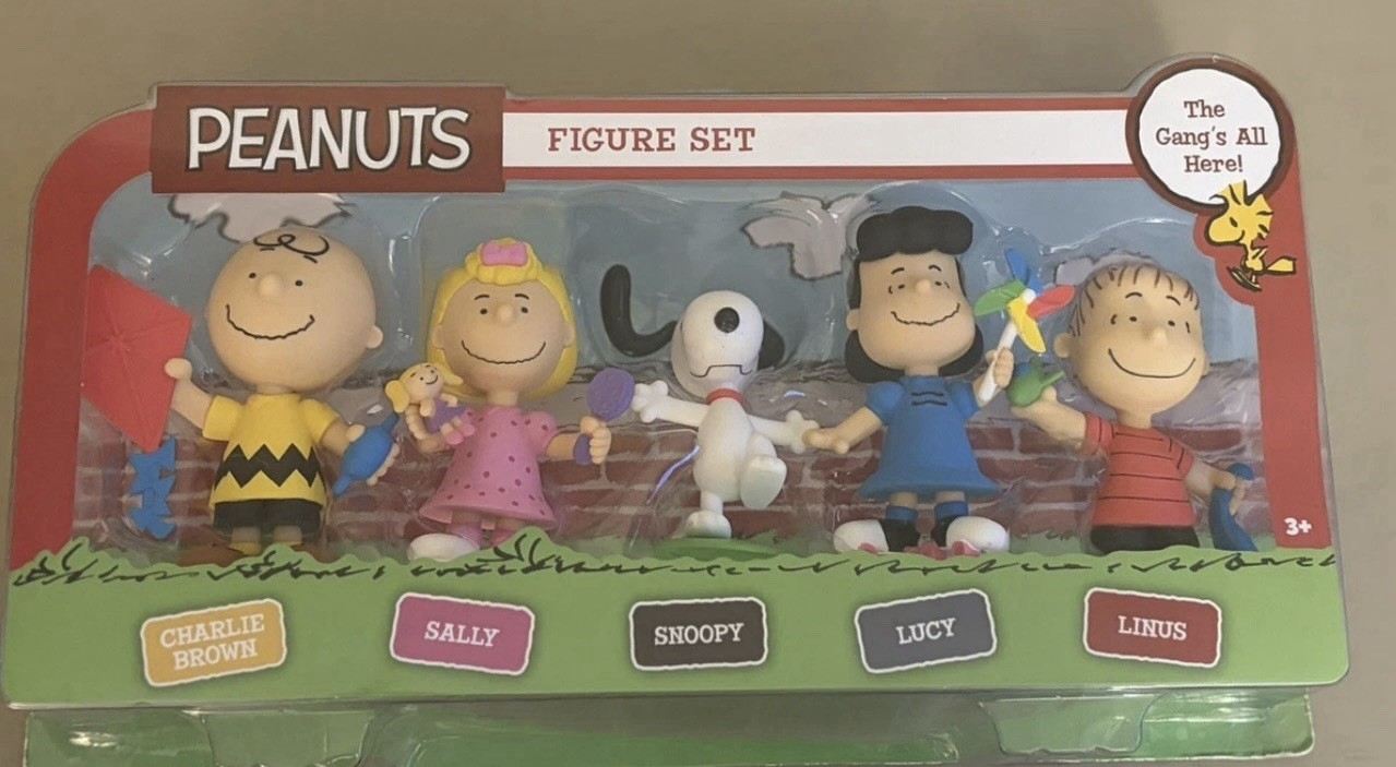 New Peanuts Collector Figure Set 5 Pieces