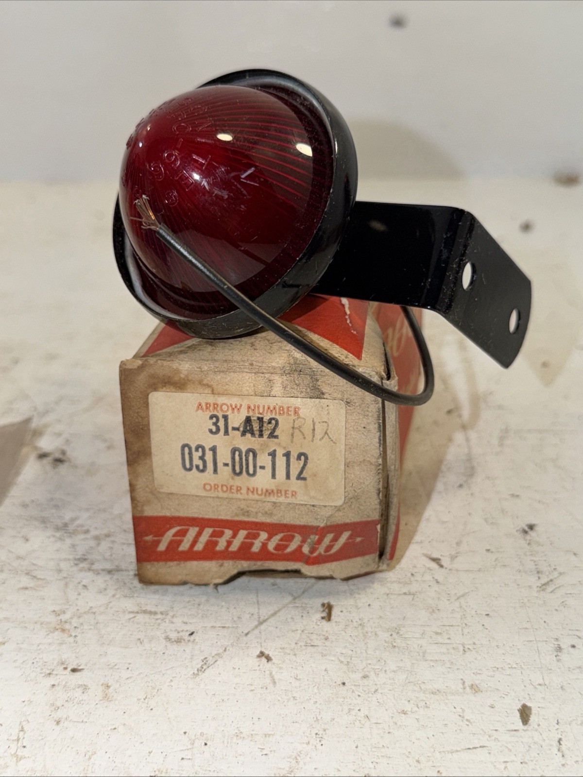 Arrow Safety Light Plastic Amber Cone Lens 31A-A12 Original Box New Vintage