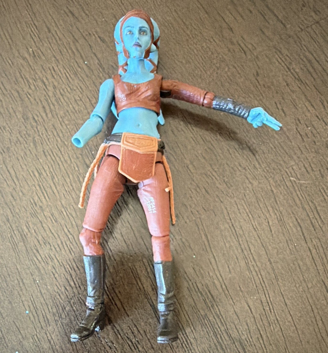 Star Wars Blue Twi'lek Female Action Figure Brown Outfit MF5414 12601