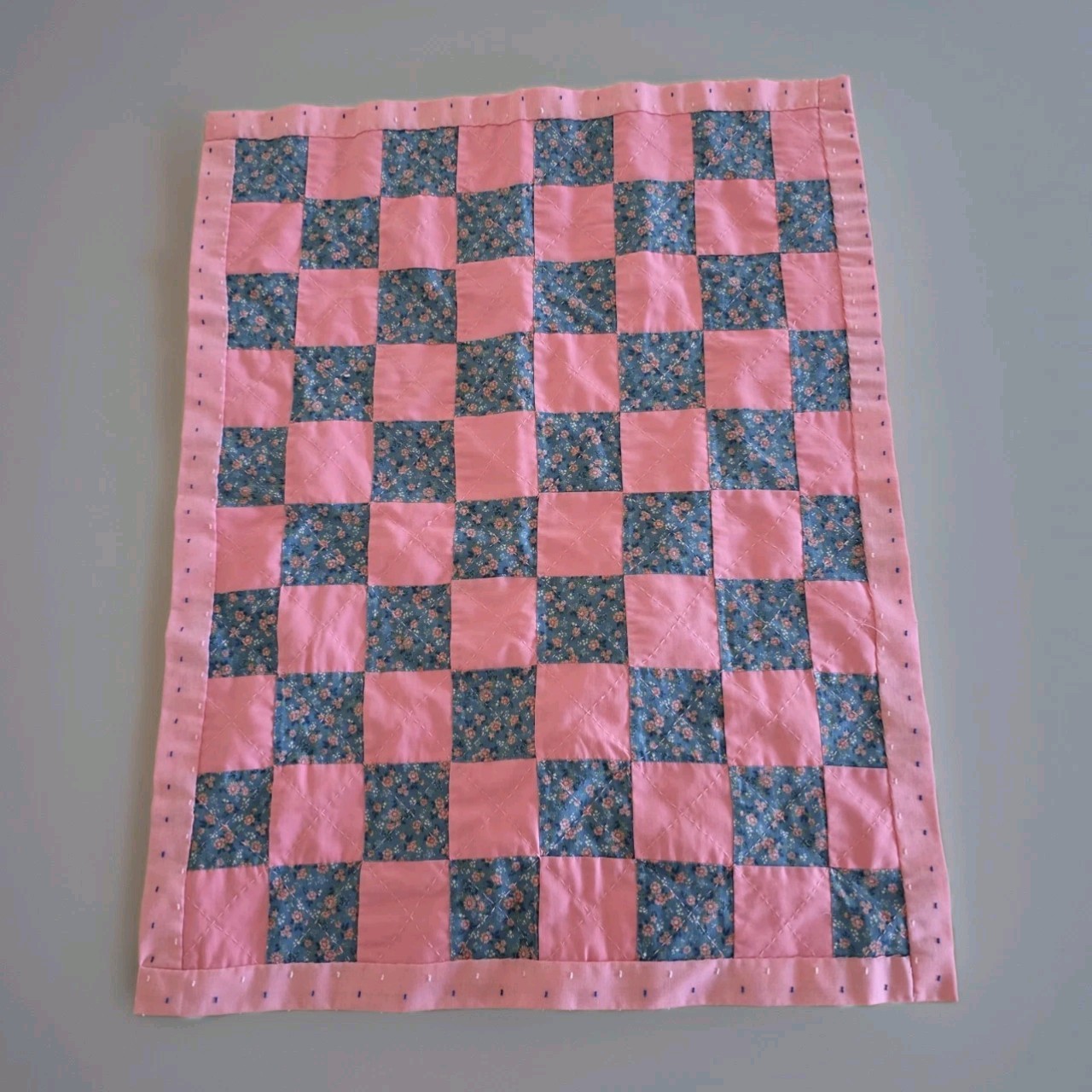 Vintage Small Quilt 23.5\ Vintage Small Quilt 23.5\