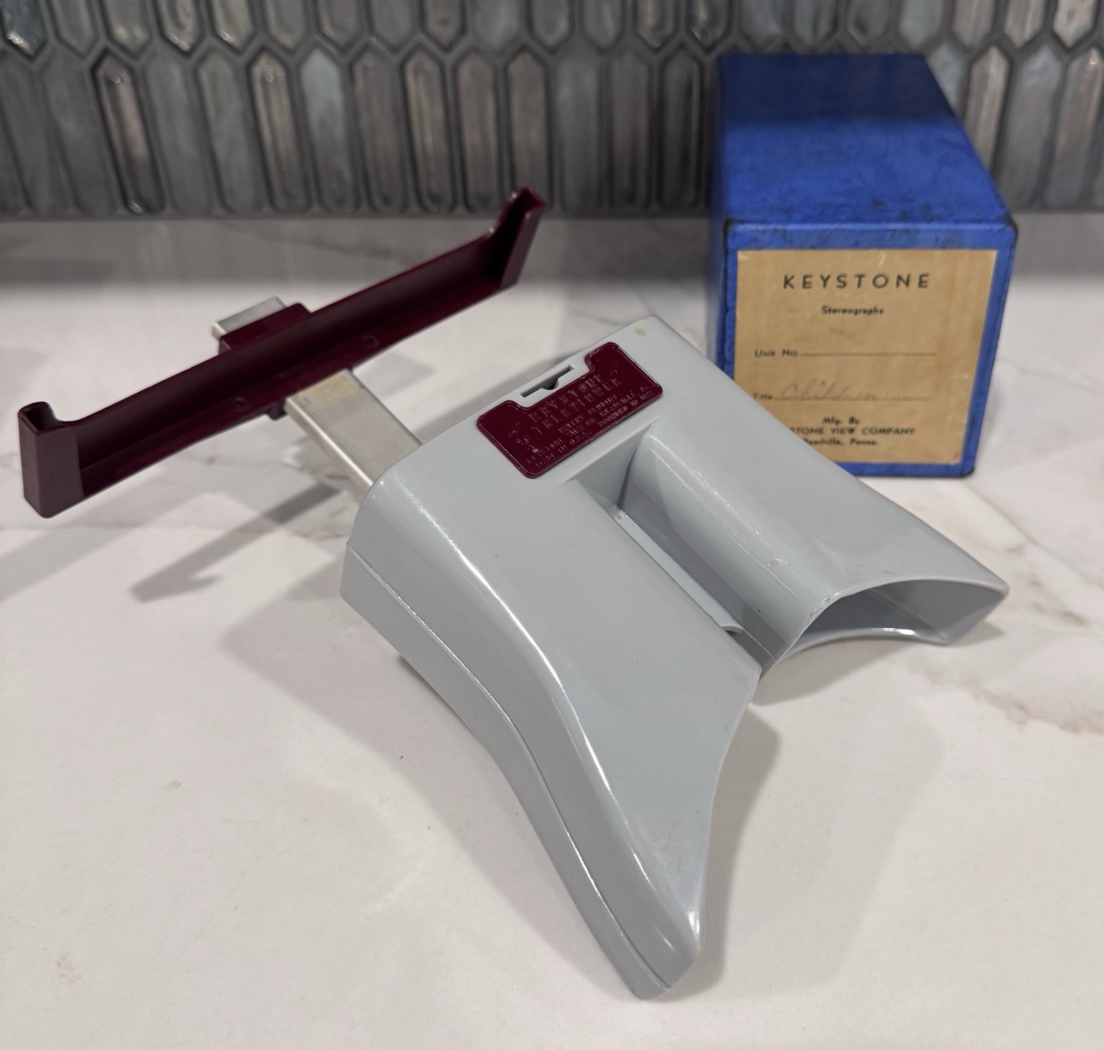 1930s Keystone Televiewer Stereoscope With 25 Stereograph Viewing Cards USA