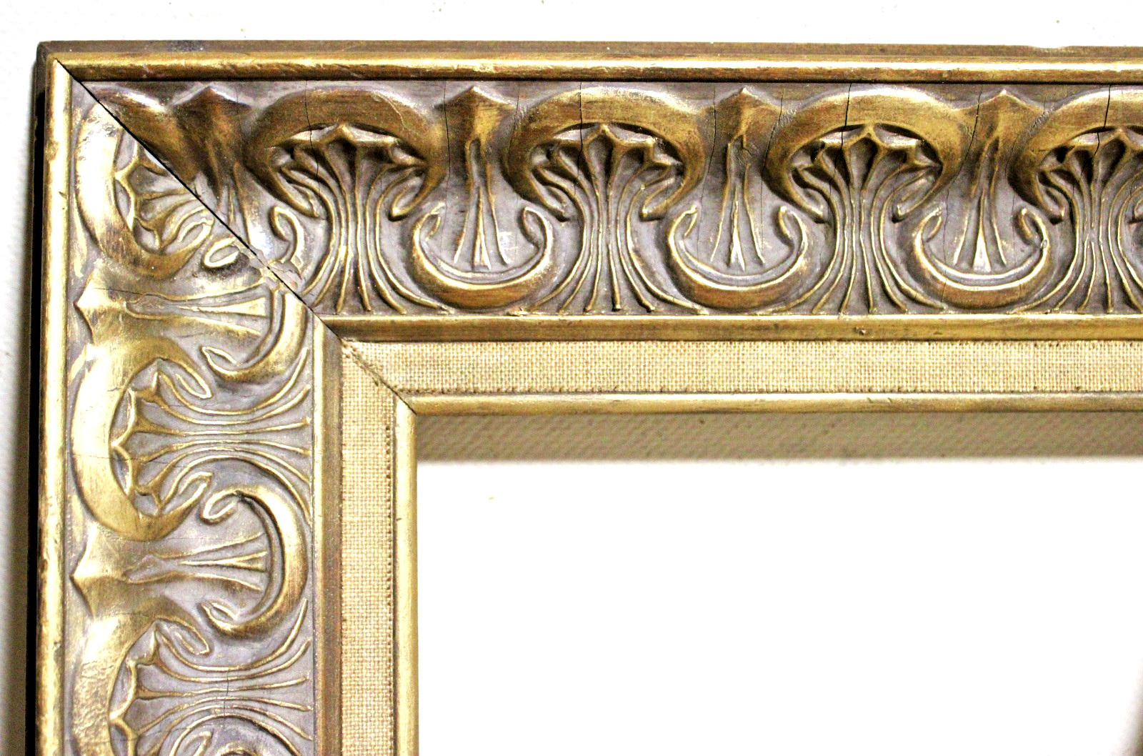 VINTAGE FITS 8 X 10 MID CENTURY MODERN BAROQUE PICTURE FRAME CARVED WOOD ORNATE