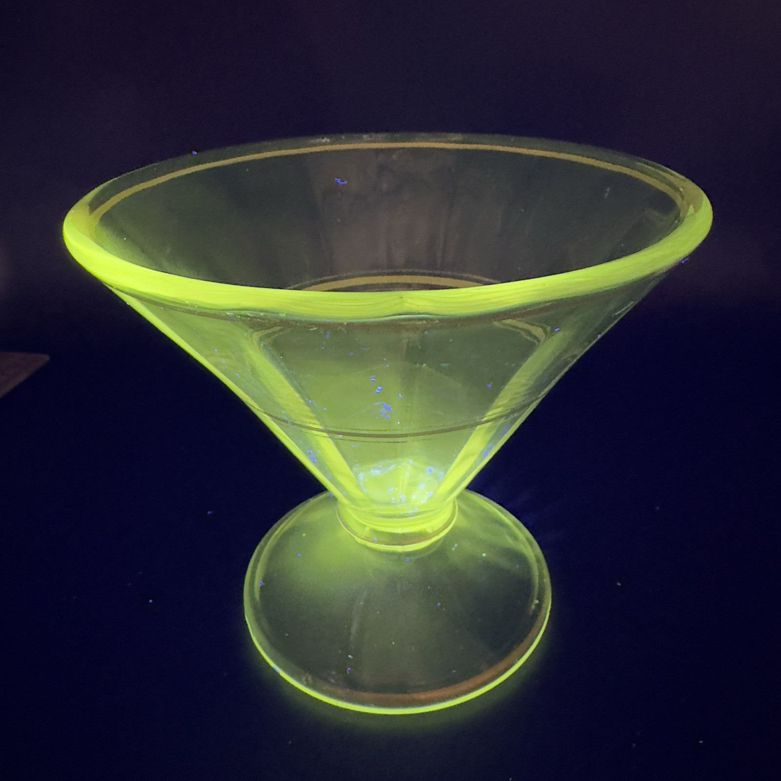 Antique Clear Compote Candy Dish Bowl Manganese 365nm Green UV Gold Gold Lines