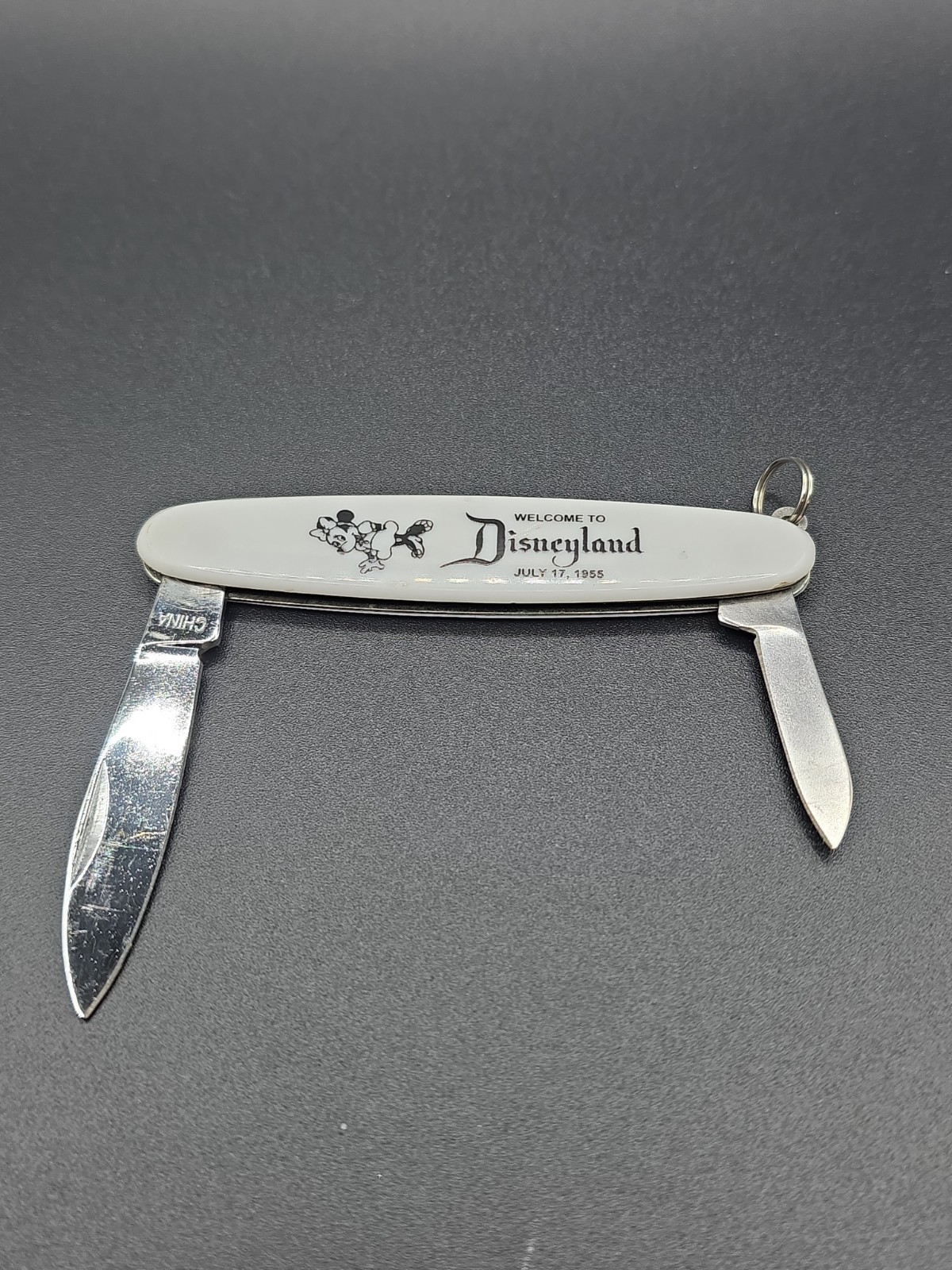 MINNIE MOUSE WELCOME TO DISNEYLAND 1955 dbl blade POCKET KNIFE VTG Disney Clean