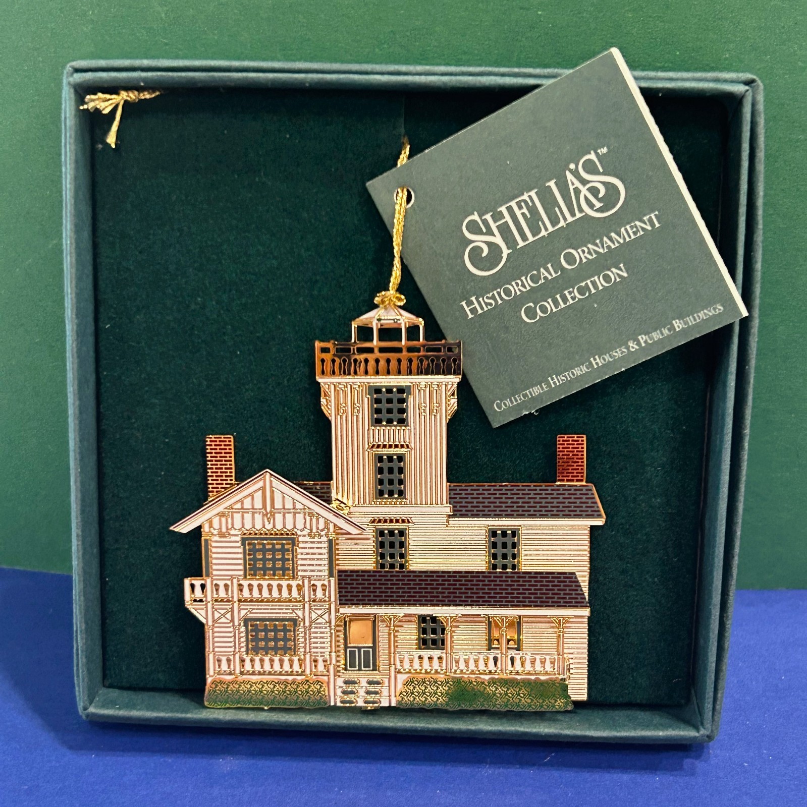 SHELIA'S HISTORICAL ORNAMENTS  3D VTG FIRST EDITION USA