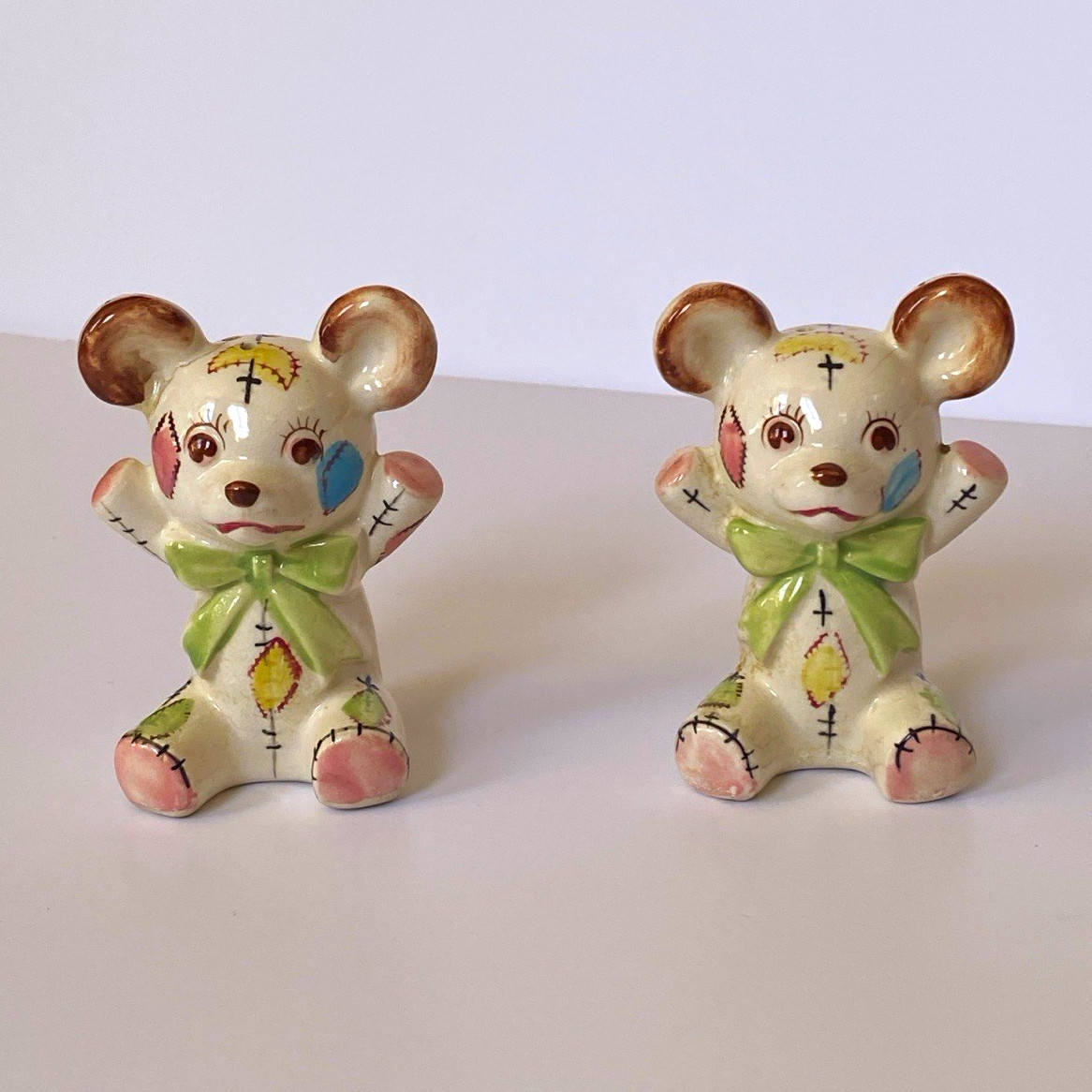 Vintage Patchwork Teddy Bear Ceramic Hand Painted Salt & Pepper Shaker Set 4” Jp