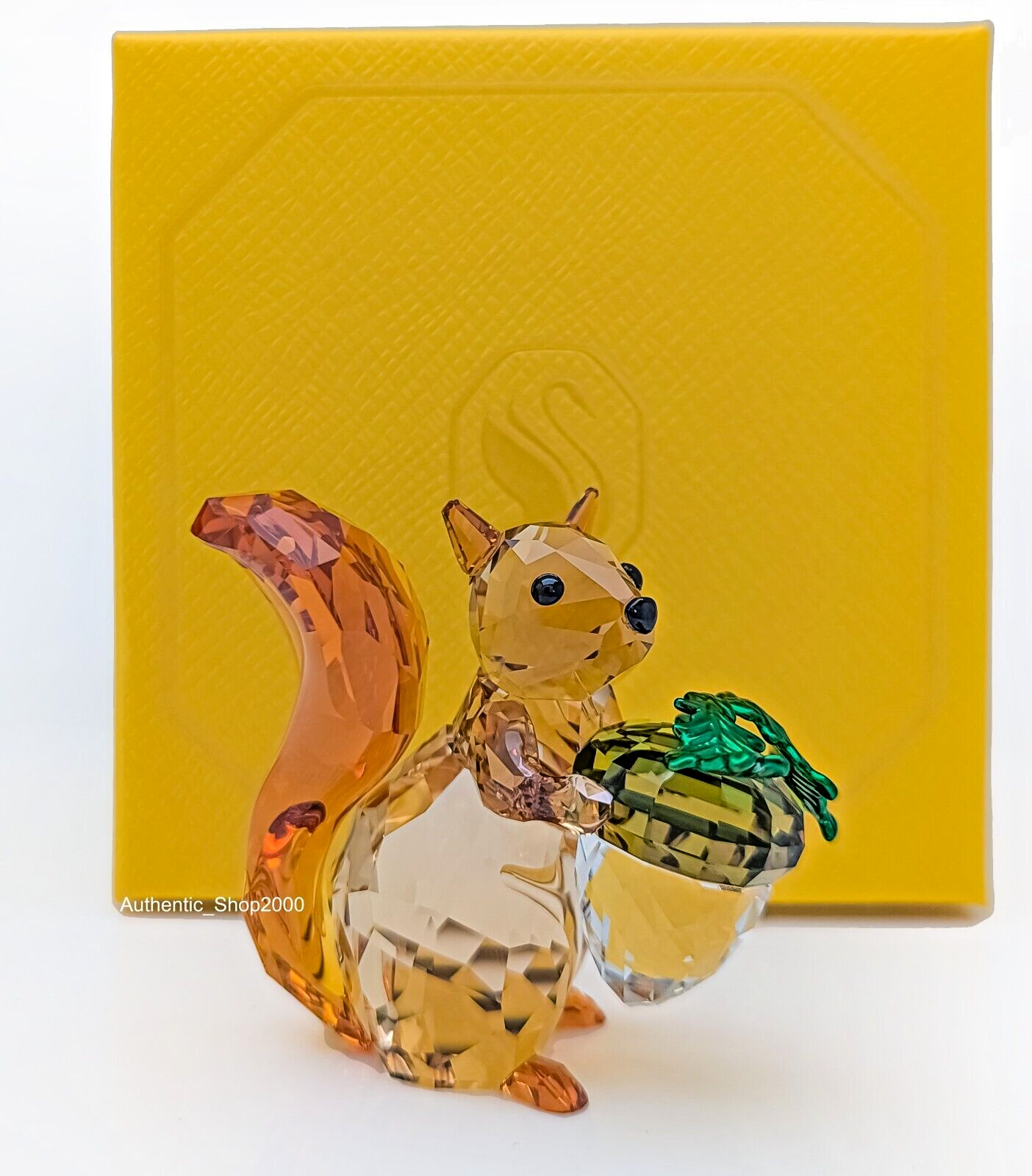 NIB 100% SWAROVSKI Crystal Idyllia Squirrel and Acorn Deco Figurine 5683617