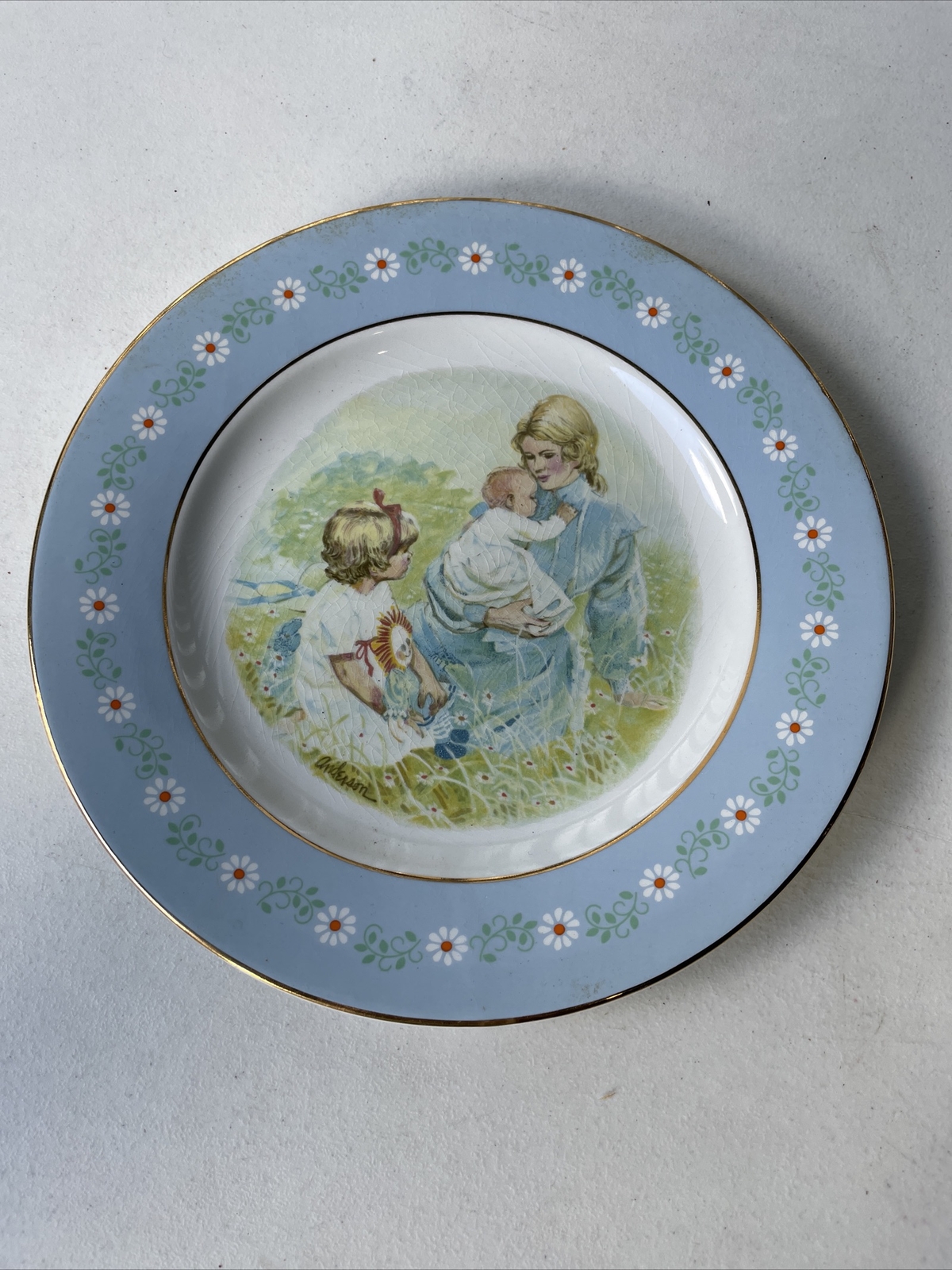 VTG AVON 1974 TENDERNESS COMMEMORTIVE PLATE LIMITED EDITION COLLECTORS 12\