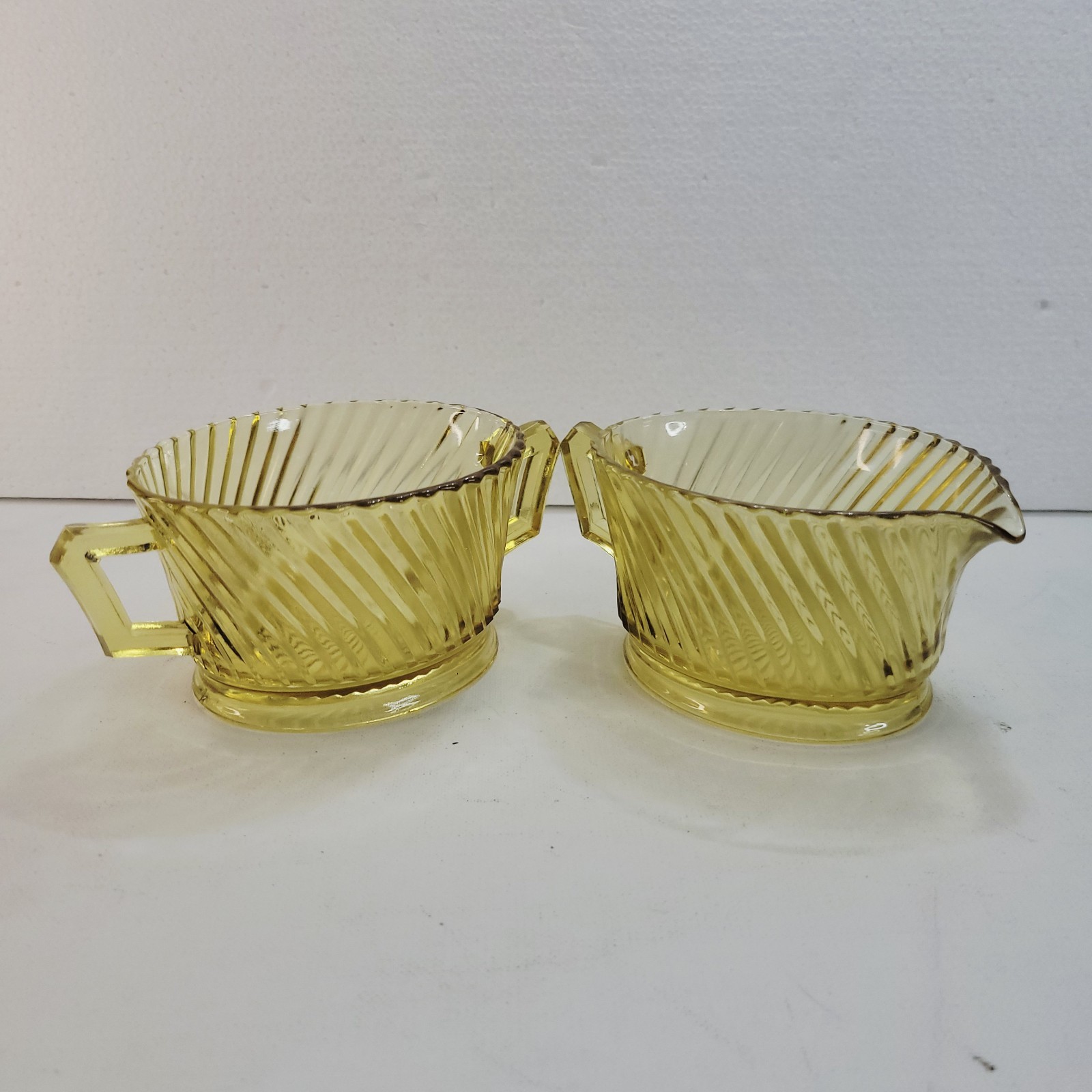 Vintage Federal Depression Glass Diana Pattern Amber Open Sugar Bowl Creamer Vintage Federal Depression Glass Diana Pattern Amber Open Sugar Bowl Creamer