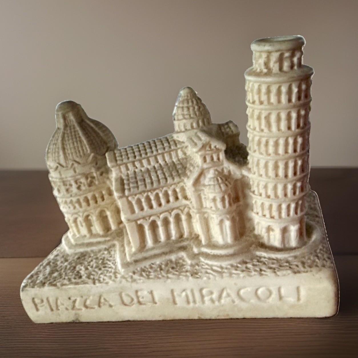 Piazza dei Miracoli Pisa Tower Italy 3” x 2” Souvenir Plaza Resin Mini Statue