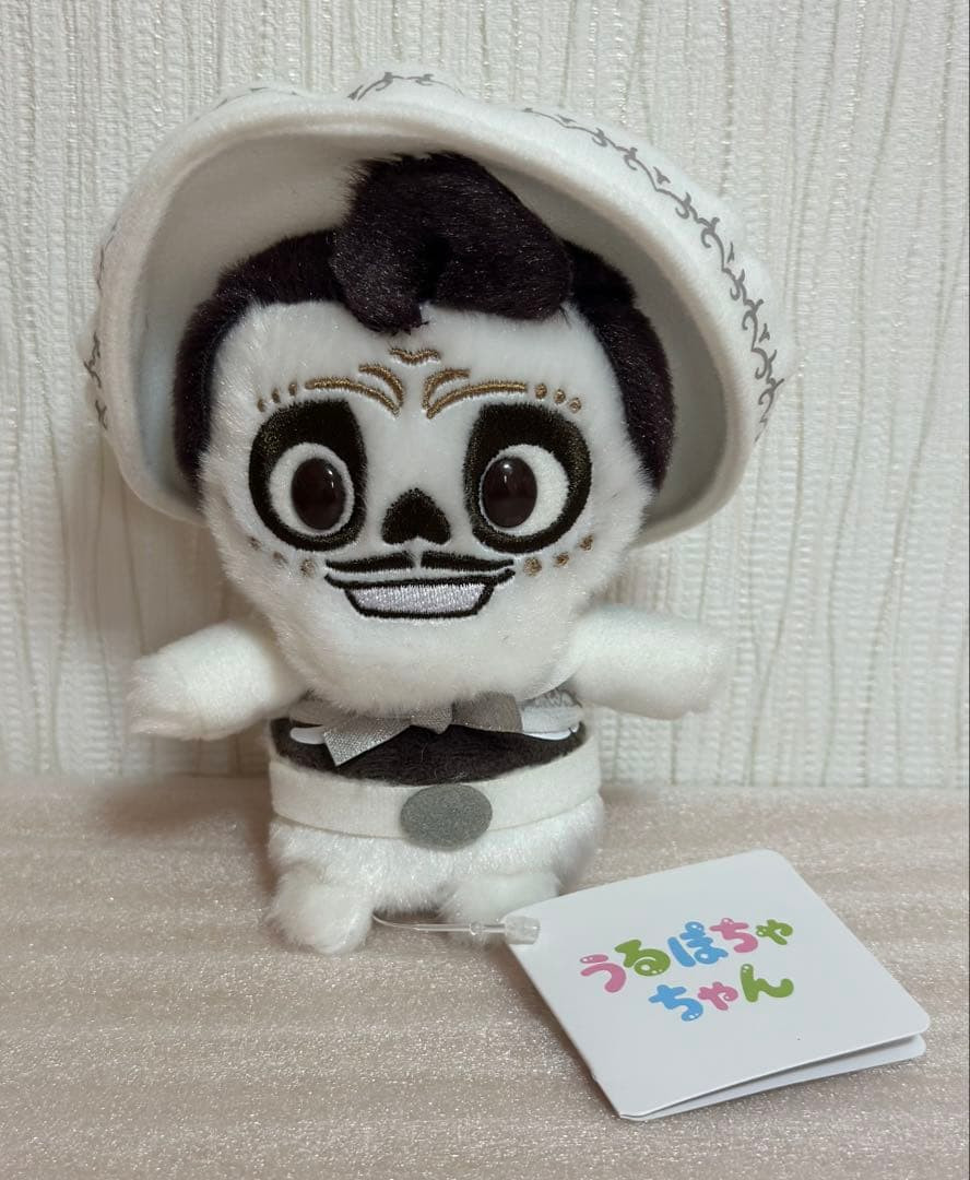 Pre-Order Disney Store JAPAN 2025 Plush URUPOCHA-CHAN Ernest De la Cruz Coco