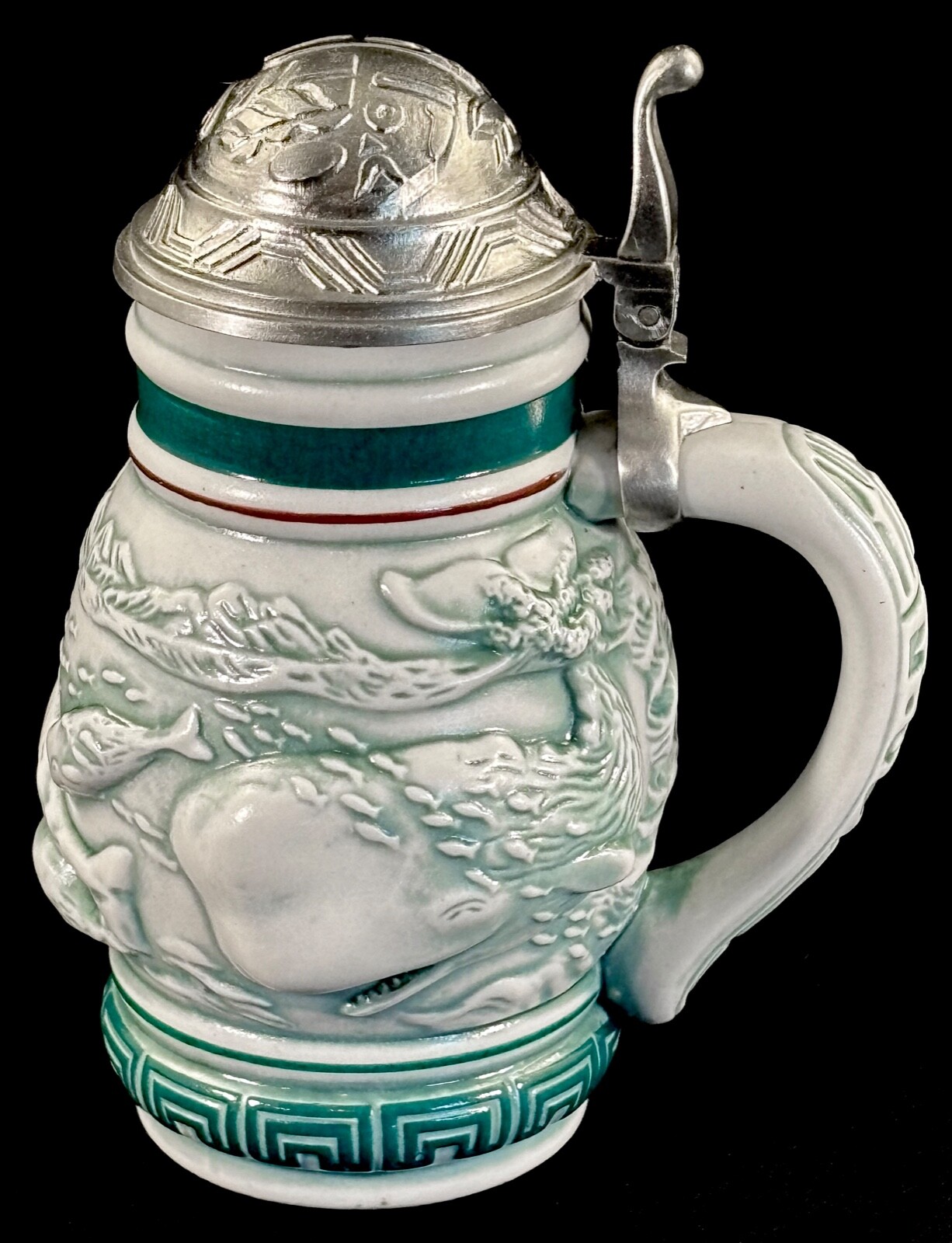 1992 Avon Endangered Species: Sperm Whale 5.5