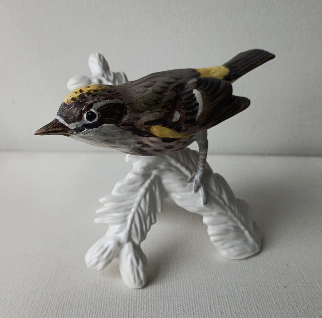 GOEBEL VINTAGE 1976 YELLOW RUMPED WARBLER WEST GERMAN BIRD FIGURINE