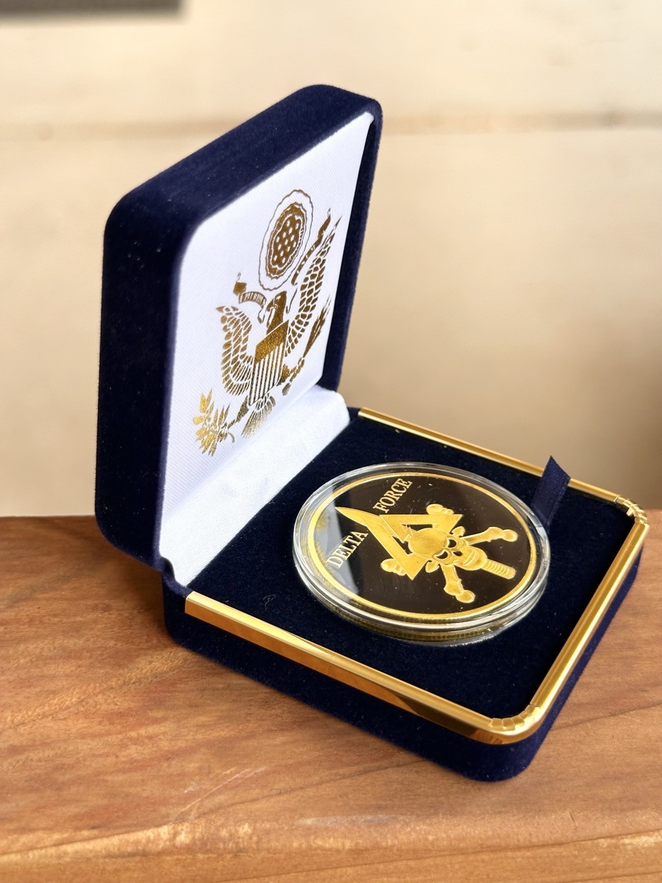 U.S. Army Delta Force Challenge Coin in Blue Velvet Case ·IN STOCK· ·GREAT GIFT·