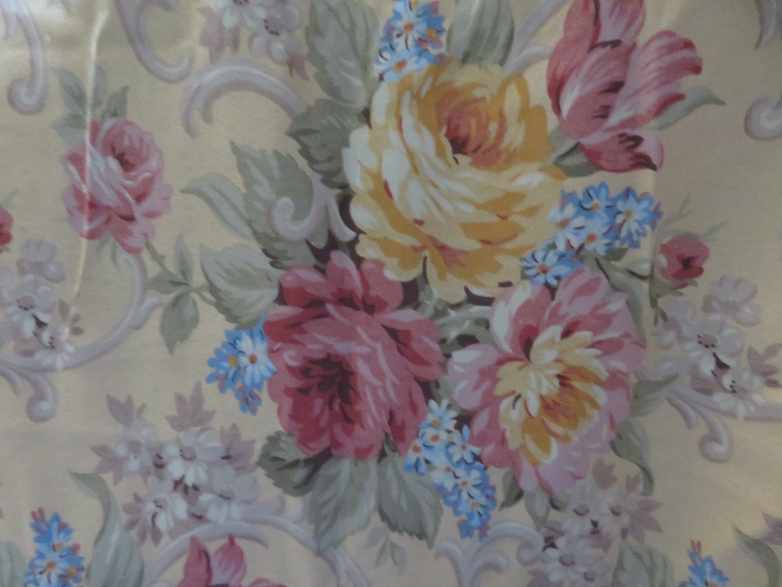Vintage nubby Barkcloth 40's style Cotton Fabric ROSES & SCROLLS on Yellow-ish