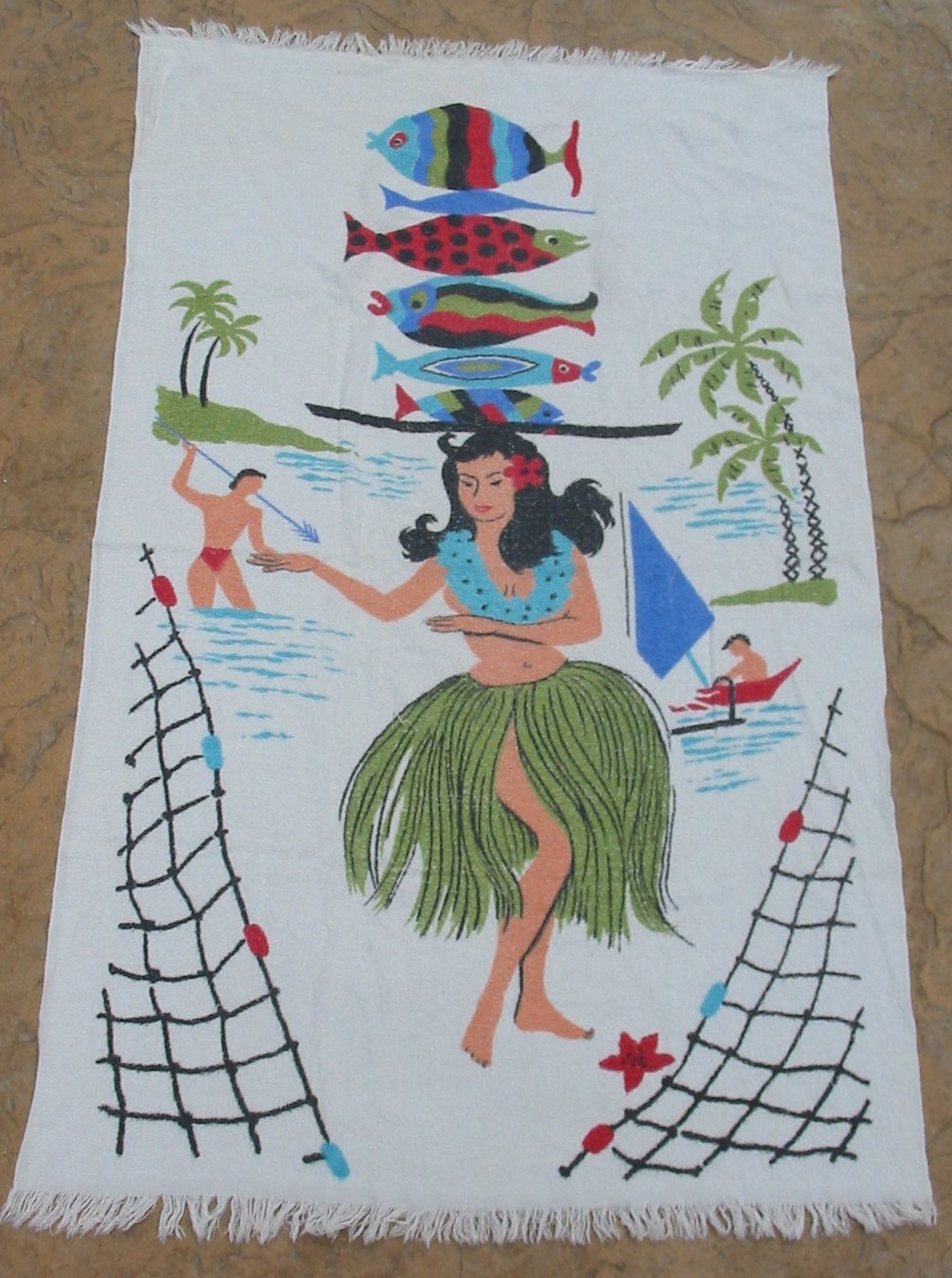 Vintage Souvenir Hawaii Beach Towel Cannon Dry Fast Hula Dancer Girl Cannon