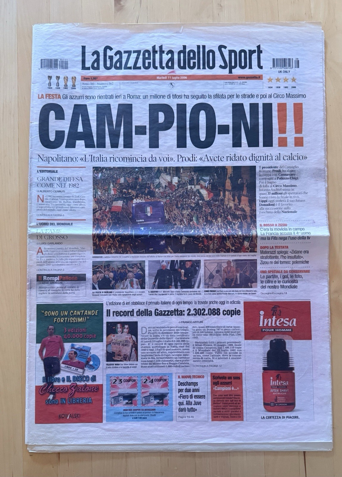 GAZZETTA DELLO SPORT - July 11, 2006 -  ITALIA CAMPIONE DEL MONDO - BERLIN 2006