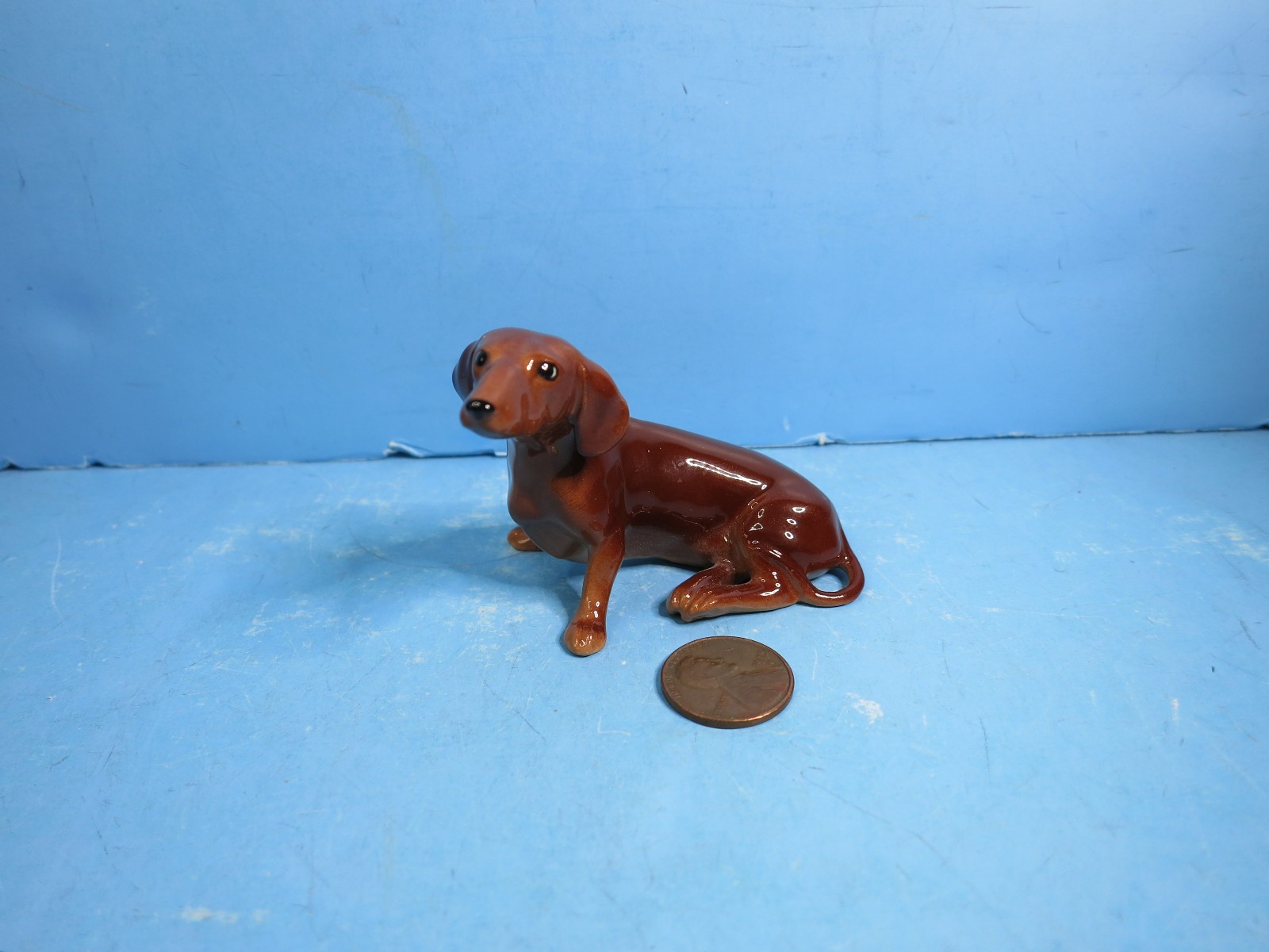 HAGEN RENAKER-Speciality Pedigree Dog Line Dachshund Ceramic Figurine-USED