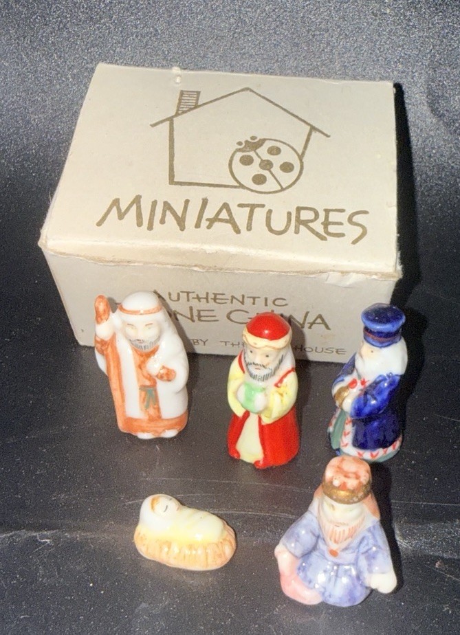 Vintage Bug House Miniature Bone China Nativity Set Figures W/ Box Vintage Bug House Miniature Bone China Nativity Set Figures W/ Box