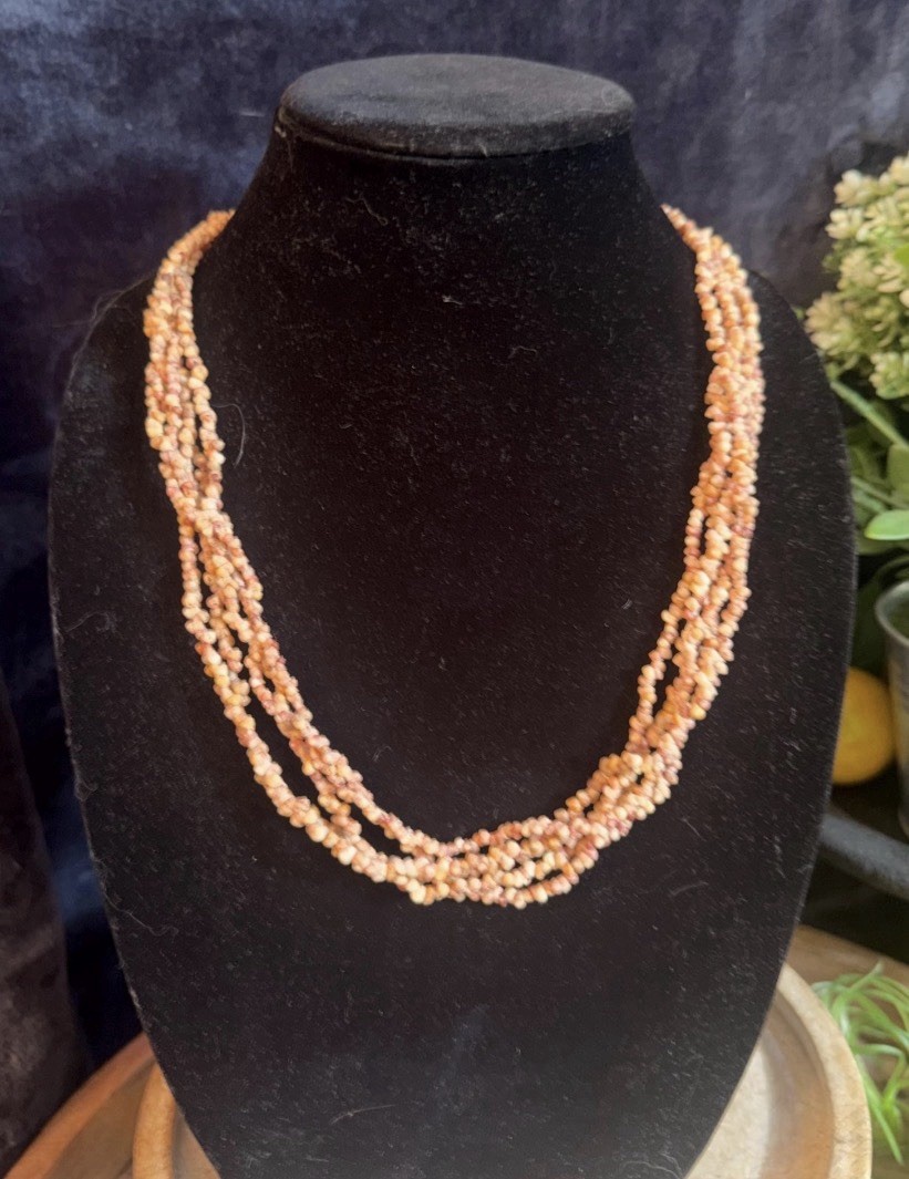 Authentic Vintage Hawaiian Niihau Shell Lei Necklace w/ Cowrie Clasp 
