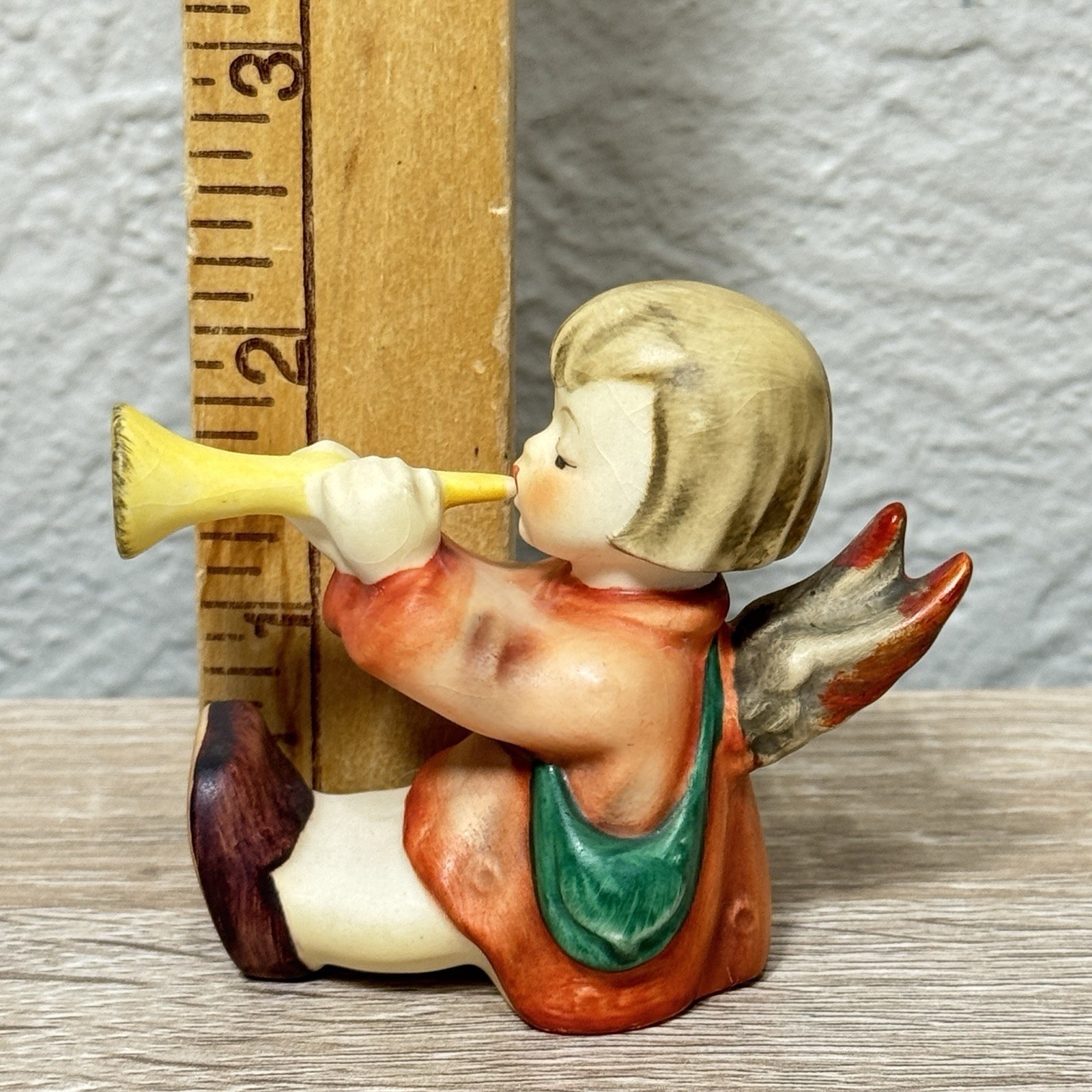 Goebel Hummel Angel with Trumpet Joyous News Nativity HUM 238C TMK4 Skrobek 1967