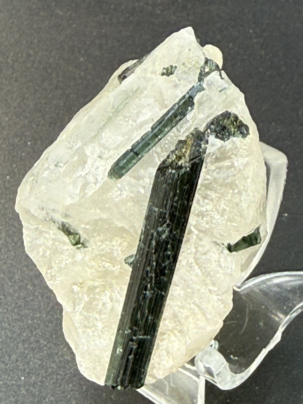 A+ Natural Green Tourmaline W/ Quartz Specimen Crystals, Minerals 👀💎