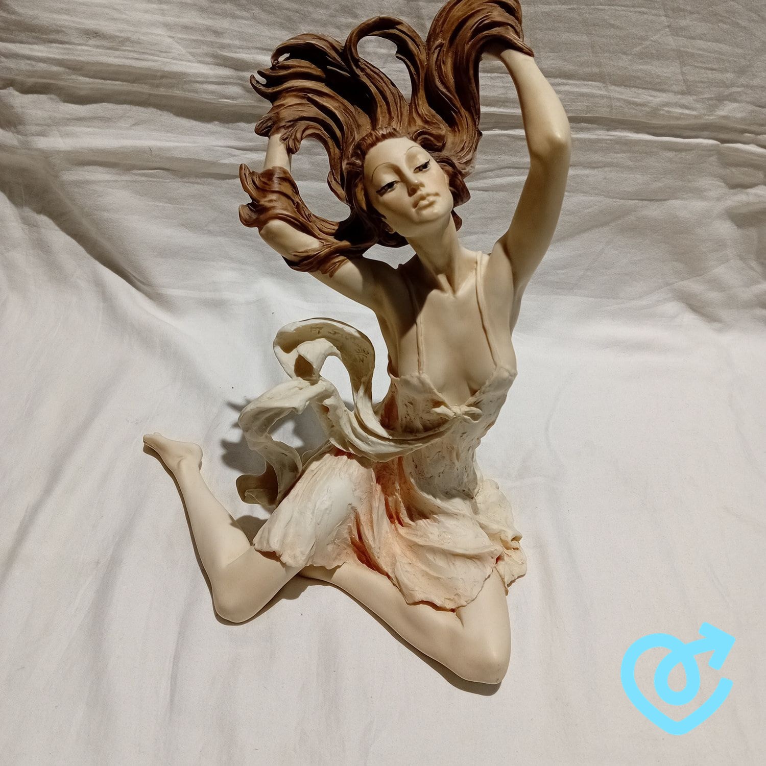Santini Figurine Beige Resin Dancing Woman Flowing Hair Sculpture Italy