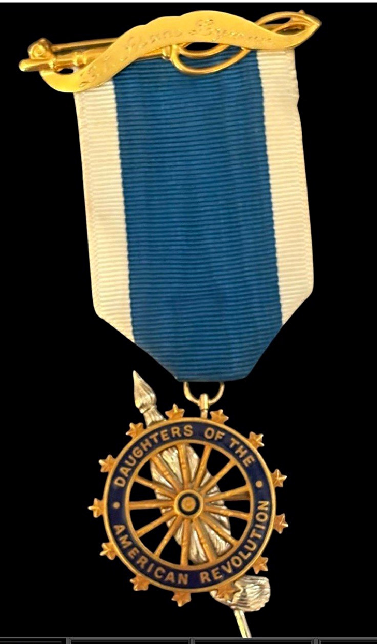 Antique14K Daughters of the American Revolution DAR Medal J.E.Caldwell Lt.Burnam