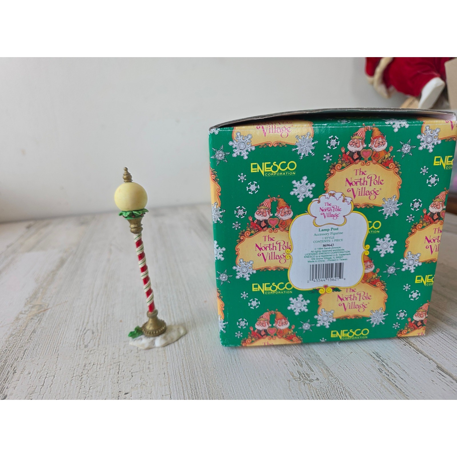 Vintage enesco sandi ziminicki lamp post North Pole village accessories 869643