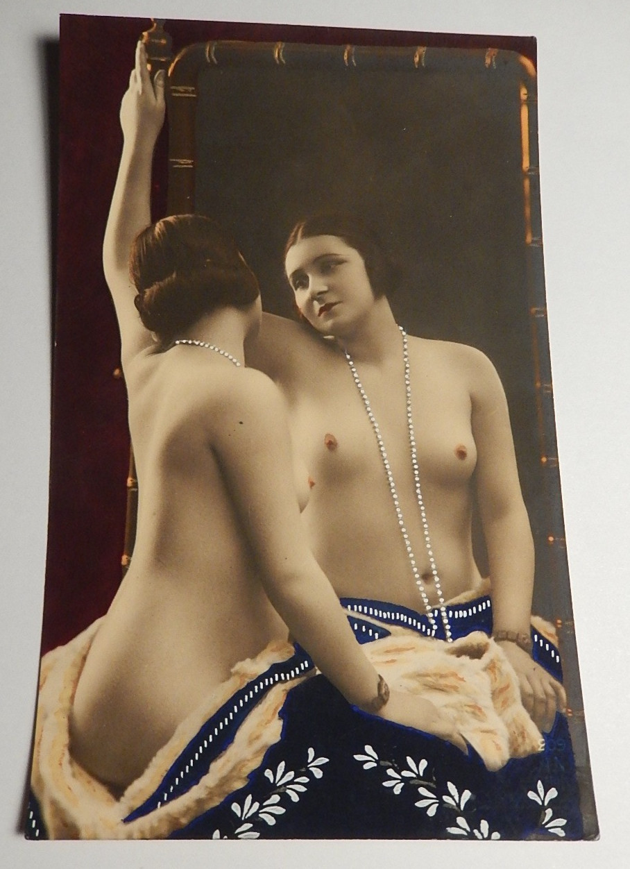 Vintage 1920\'s French Risque Nude Woman Breast Flapper Pearls Postcard Y2