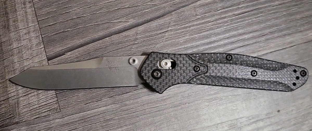 Benchmade 940-1 Osborne CPM-S90V Carbon Fiber AXIS  Reverse Tanto AUTHENTIC