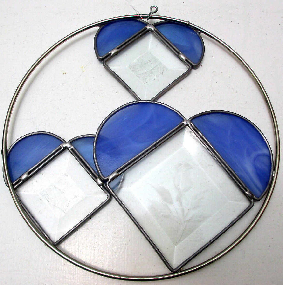 Beautiful Hand Crafted Stained Leaded Glass Sun Catcher 3 Hearts 8 1/4\