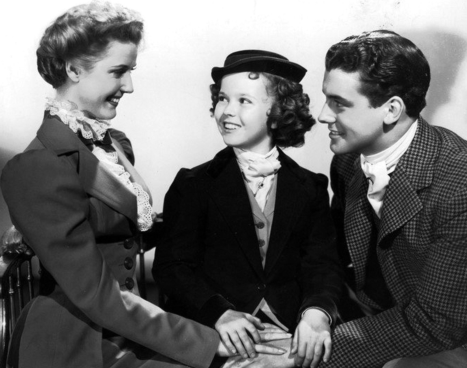 SHIRLEY TEMPLE in LITTLE PRINCESS Anita Louise & Richard Green PHOTO (180-G )