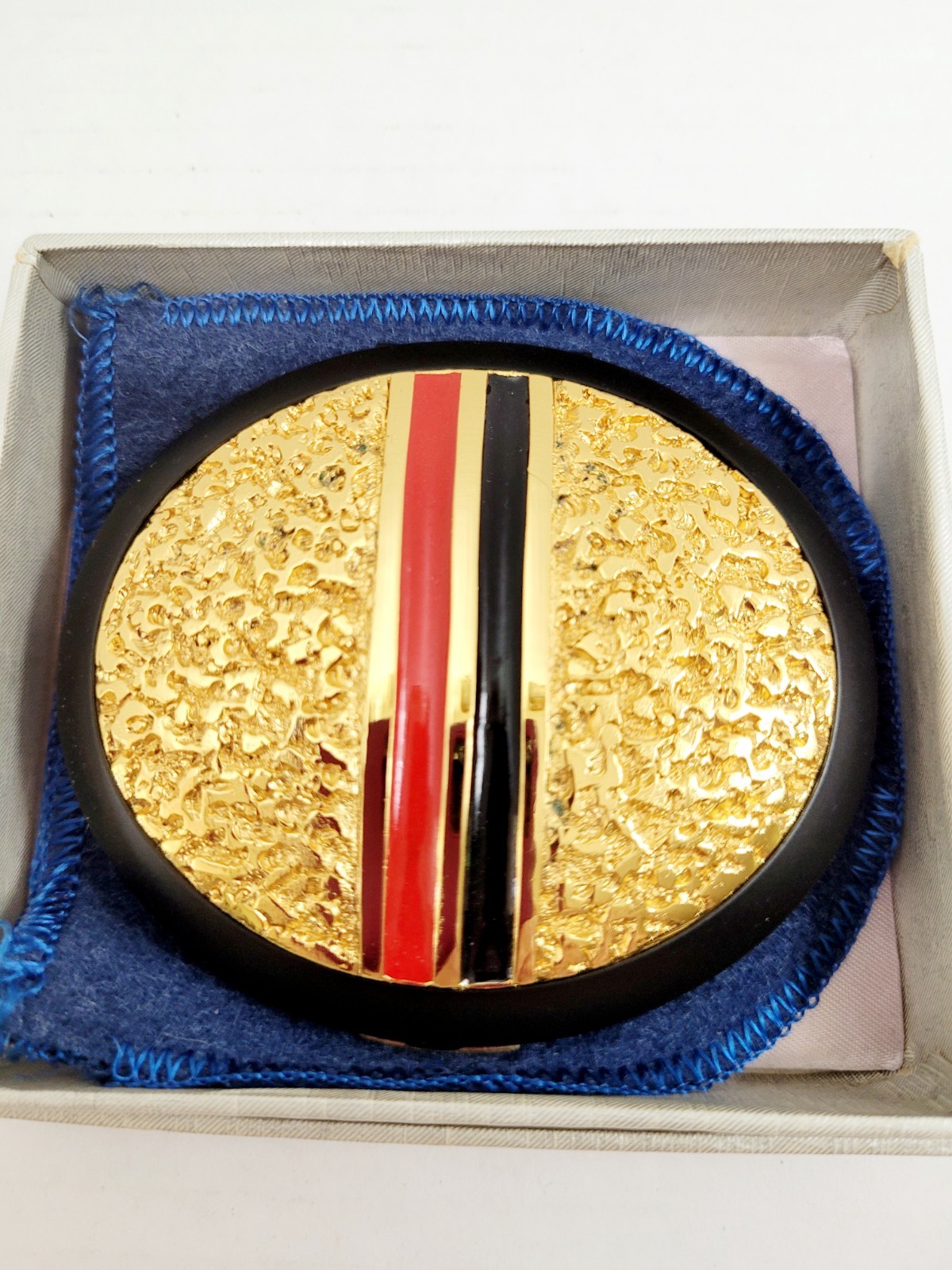 Vintage New Nacon Mirror Powder Compact Gold Red Black Enamel Japan NOS Vintage New Nacon Mirror Powder Compact Gold Red Black Enamel Japan NOS