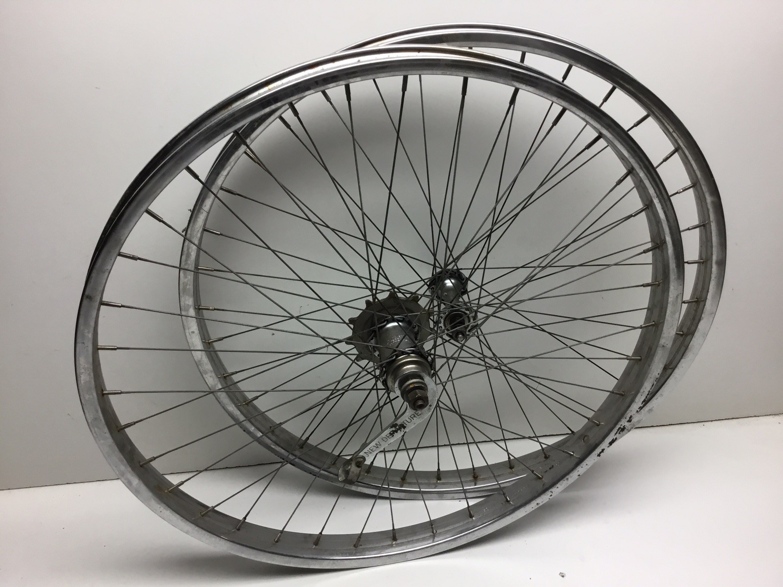 Vintage 1950s Schwinn 26” 2.125” S2 Chrome Bicycle Wheels Phantom Panther 