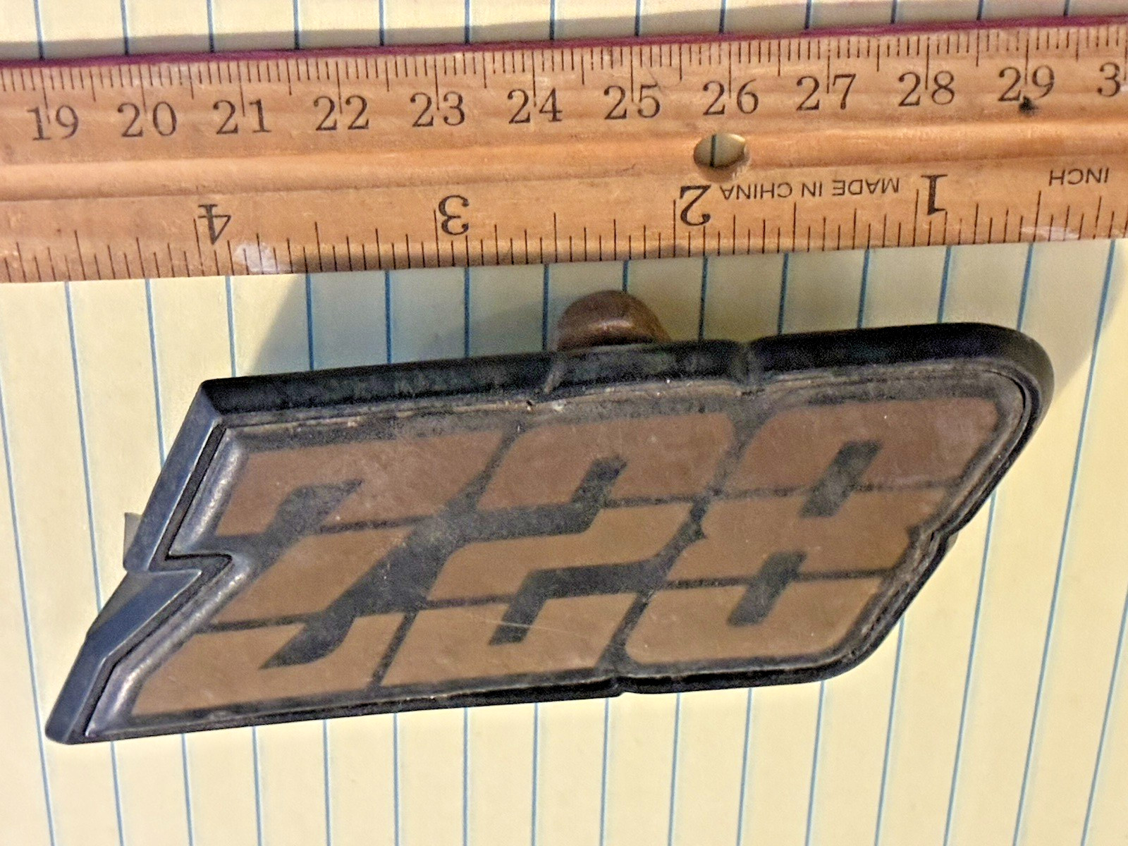 VINTAGE 1980 1981 Chevy Camaro Z28 Grille Emblem Badge GM - CHEVROLET