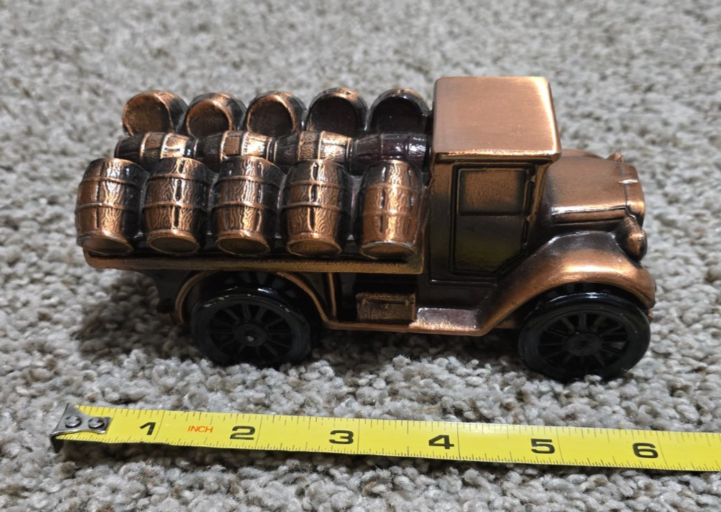 VTG. BBANTHRICO BANK 1928 TRUCK W/ BEER KEGS. EXCELLENT CONDITION