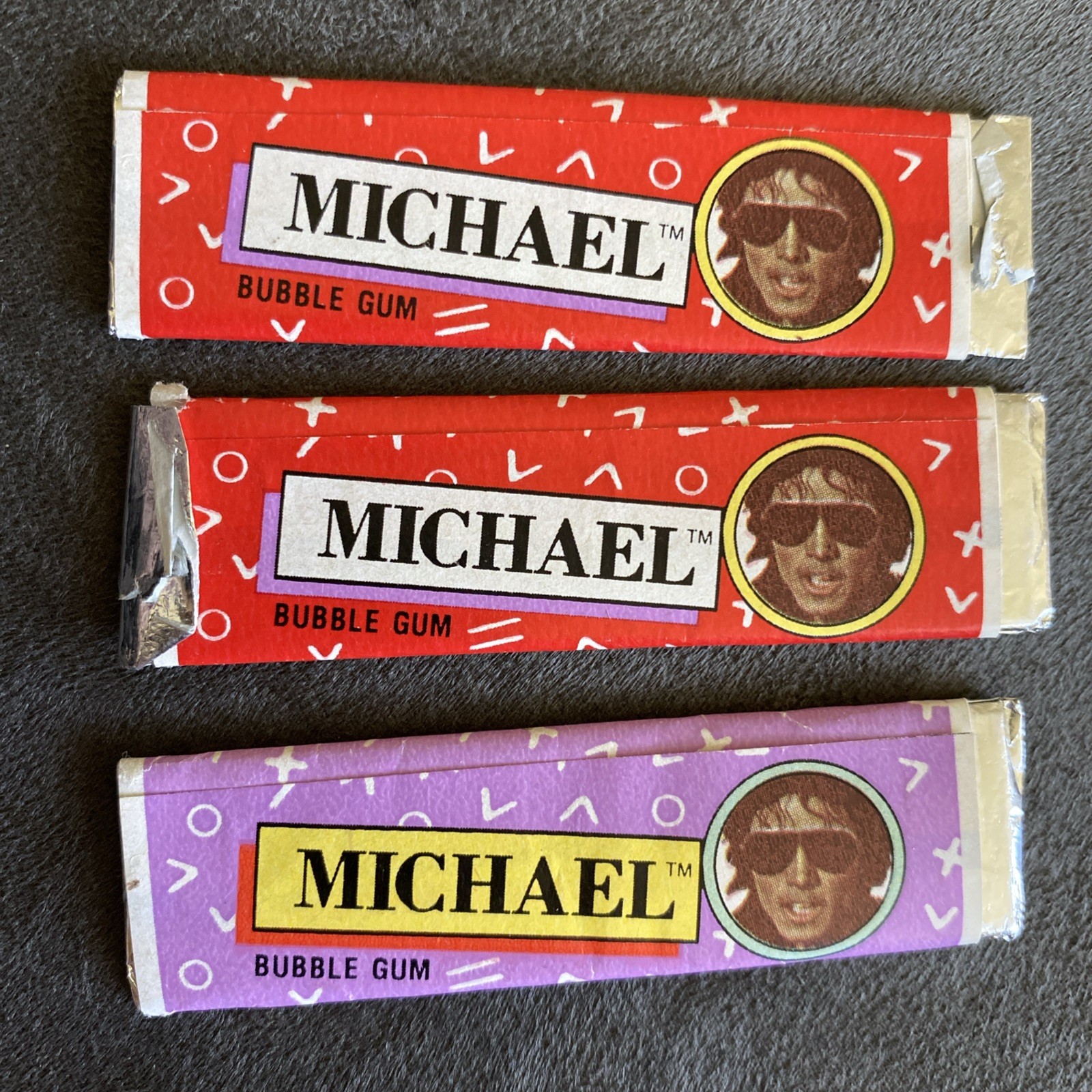 VINTAGE 1984 TOPPS MICHAEL JACKSON BUBBLE GUM SERIES 1 WAX PACK GUM (3) STICKS VINTAGE 1984 TOPPS MICHAEL JACKSON BUBBLE GUM SERIES 1 WAX PACK GUM (3) STICKS
