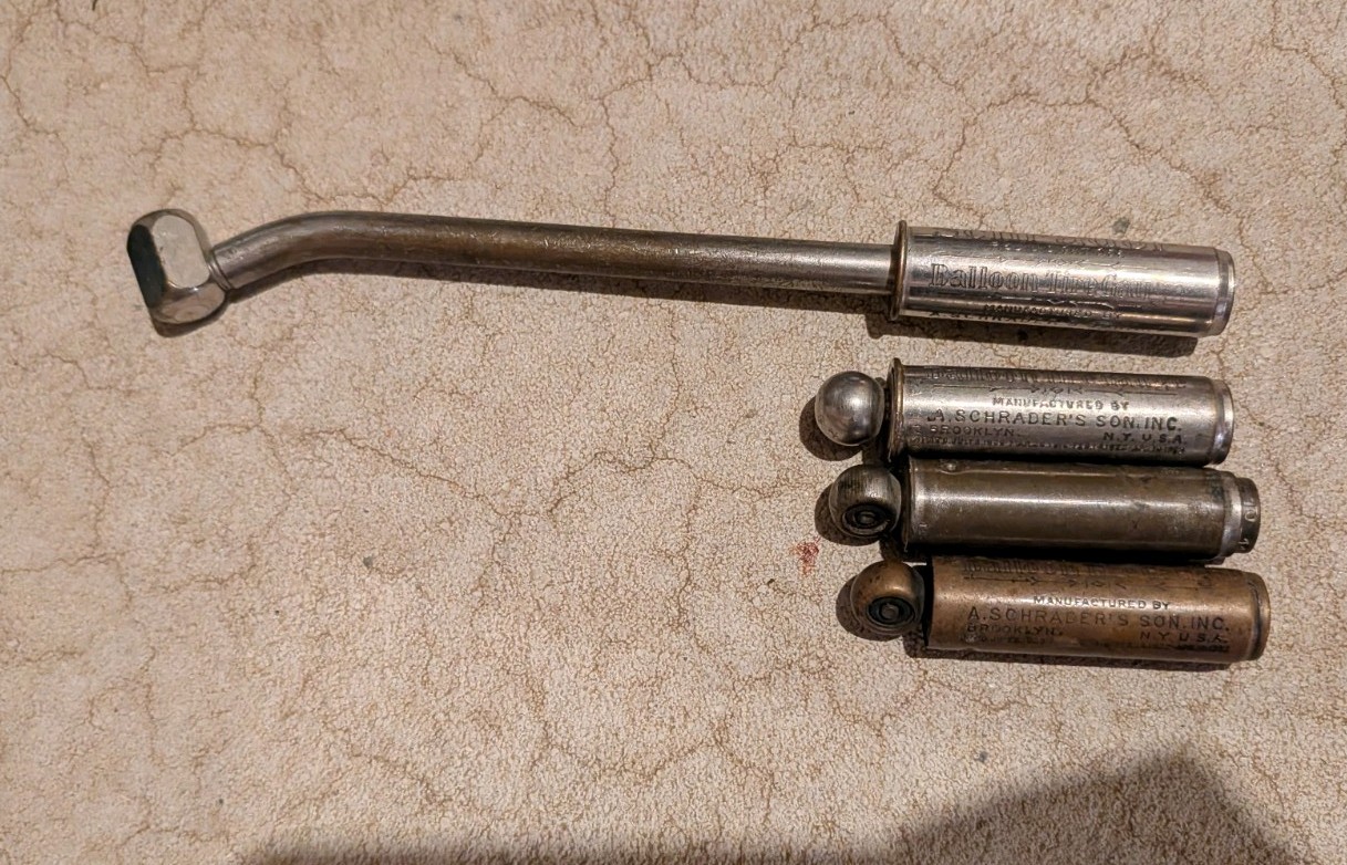 vintage Lot Schrader Balloon Tire Pressure Gauges 1 With Handle 3 Other Gages