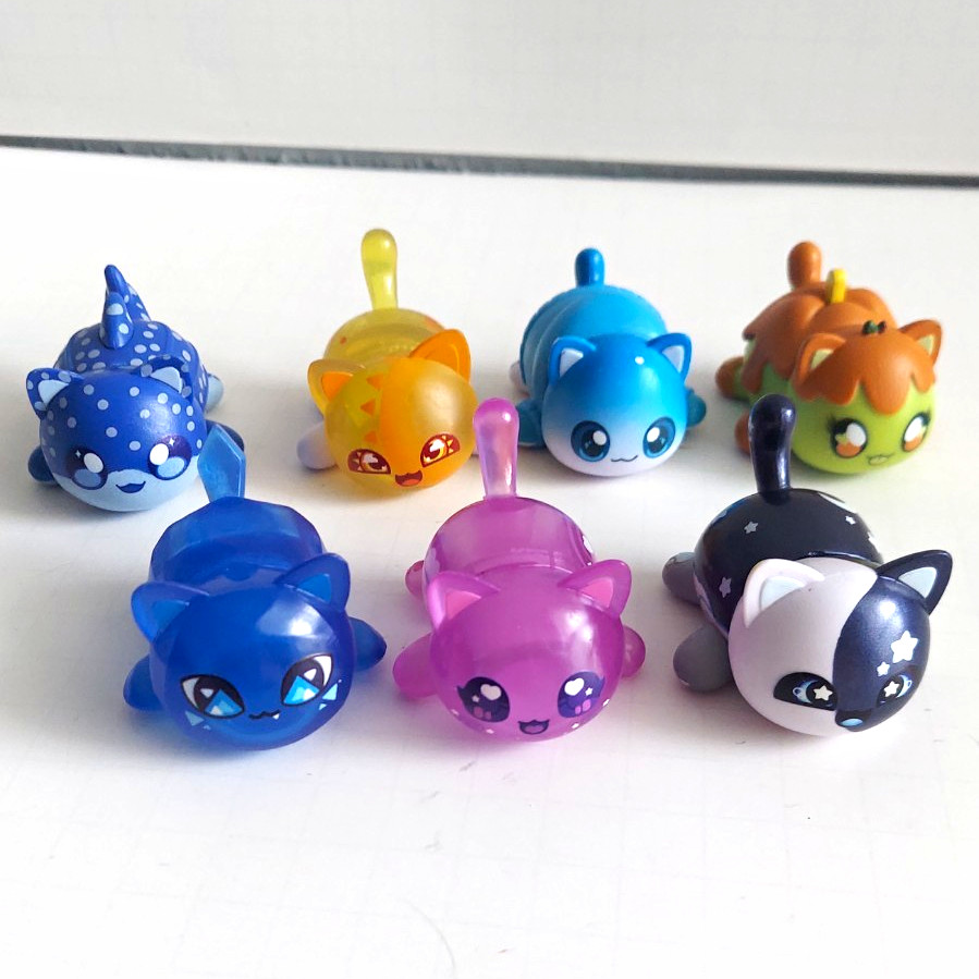 Aphmau MeeMeows Mystery Figures Lot of 7 Mixed Series Mini Cats 