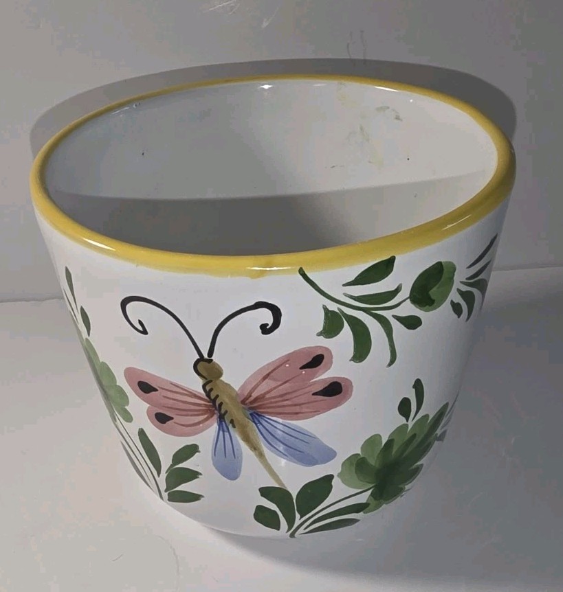 Vintage Handpainted Stoneware 4.5\