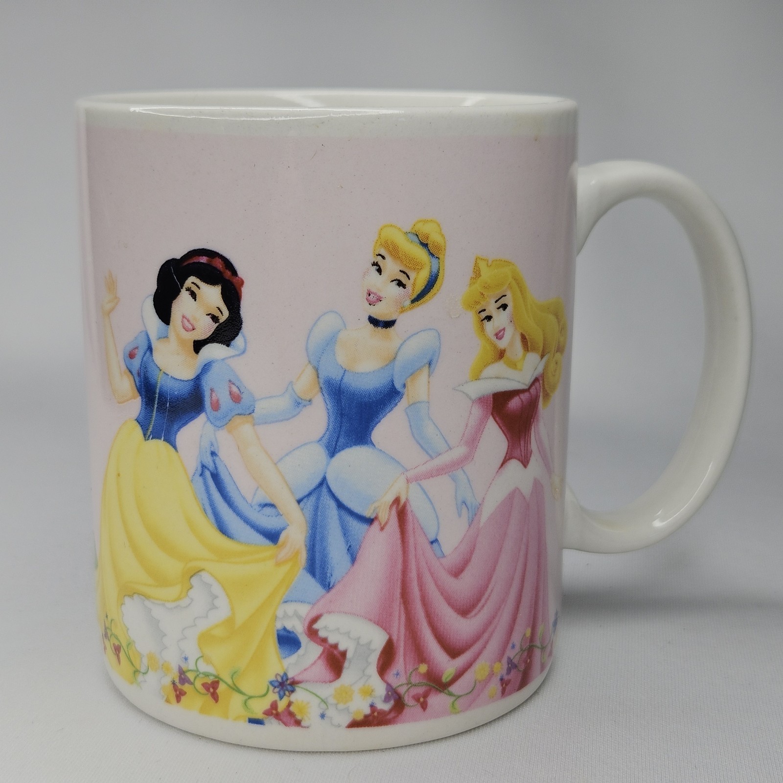 Gibson Disney 3 Princess Mug Snow White Cinderella Sleeping Beauty Castle 10oz