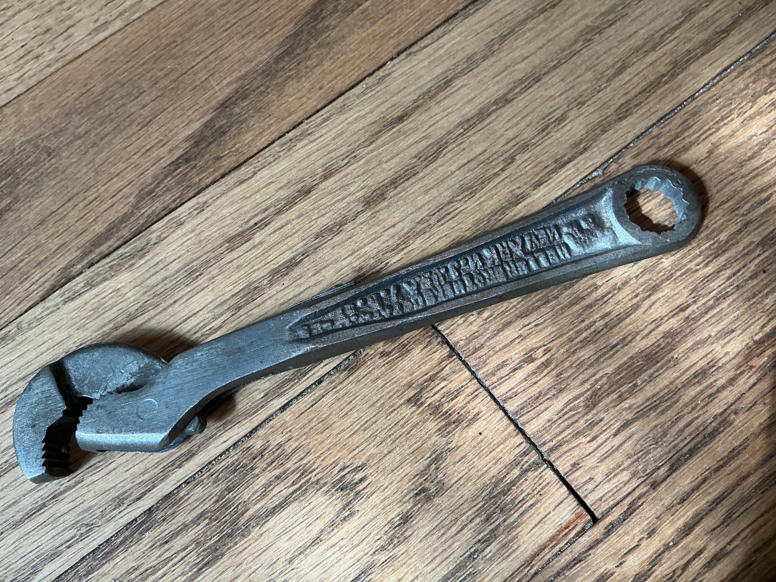 Vintage Heller Brothers Masterench, 6 inch, Newark NJ