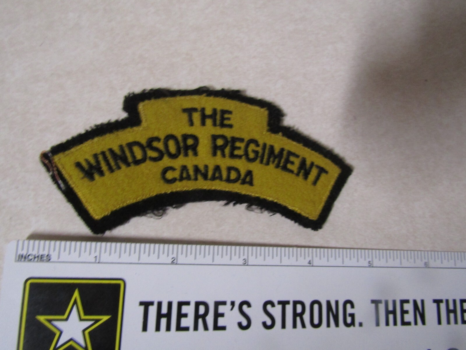 MILITARY PATCH OLDER CANADA CANADIAN TAB SCROLL THE WINDSOR REGIMENT CANADA