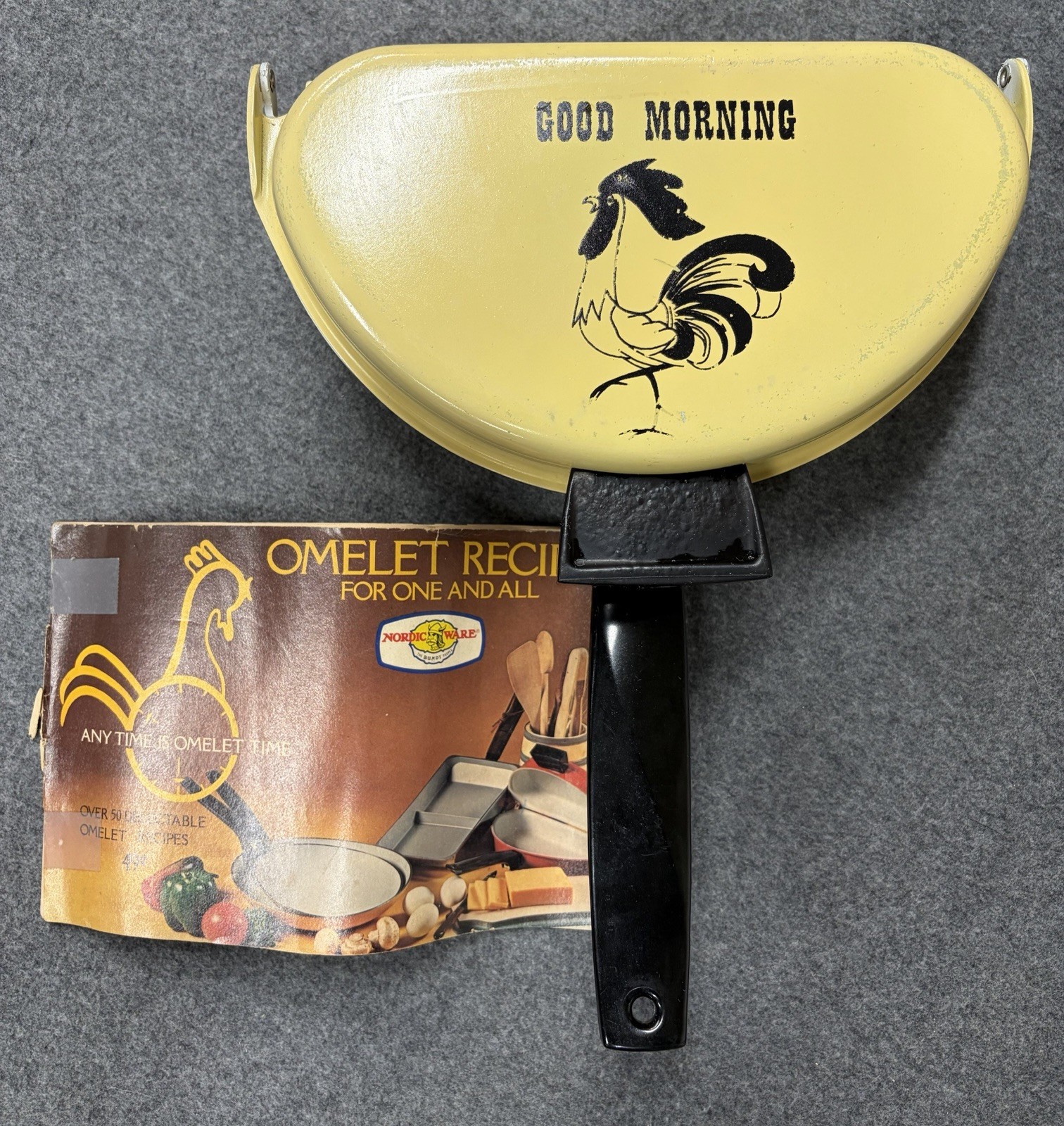 Vintage Nordic Ware Good Morning Omelette Flip Pan Rooster Yellow